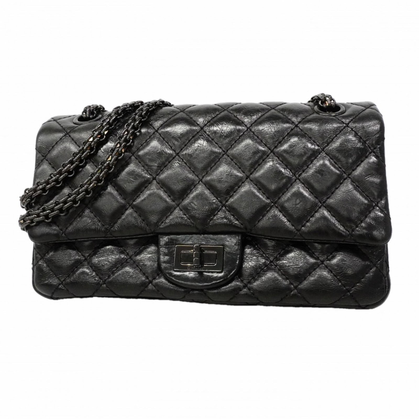 Shoulder Bag Leather Chanel: Shoulder Bag Leather Chanel Black leather shoulder bag from Chanel, featuring calfskin material and silver hardware. Measuring 13cm x 24cm x 13cm, this stylish accessory boasts a sleek design that