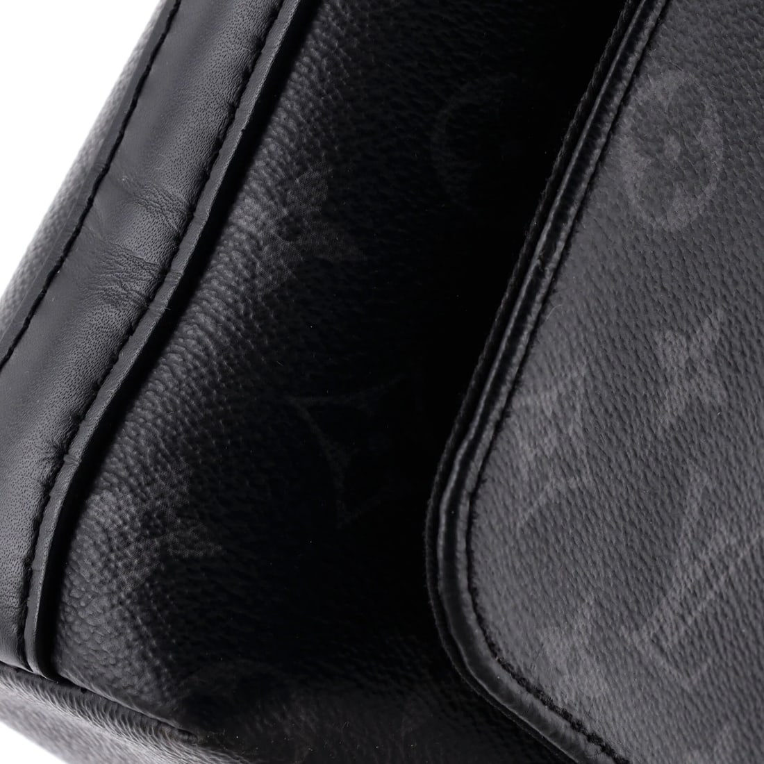 Louis Vuitton Messenger Bag District Eclipse Monogram Canvas - 6