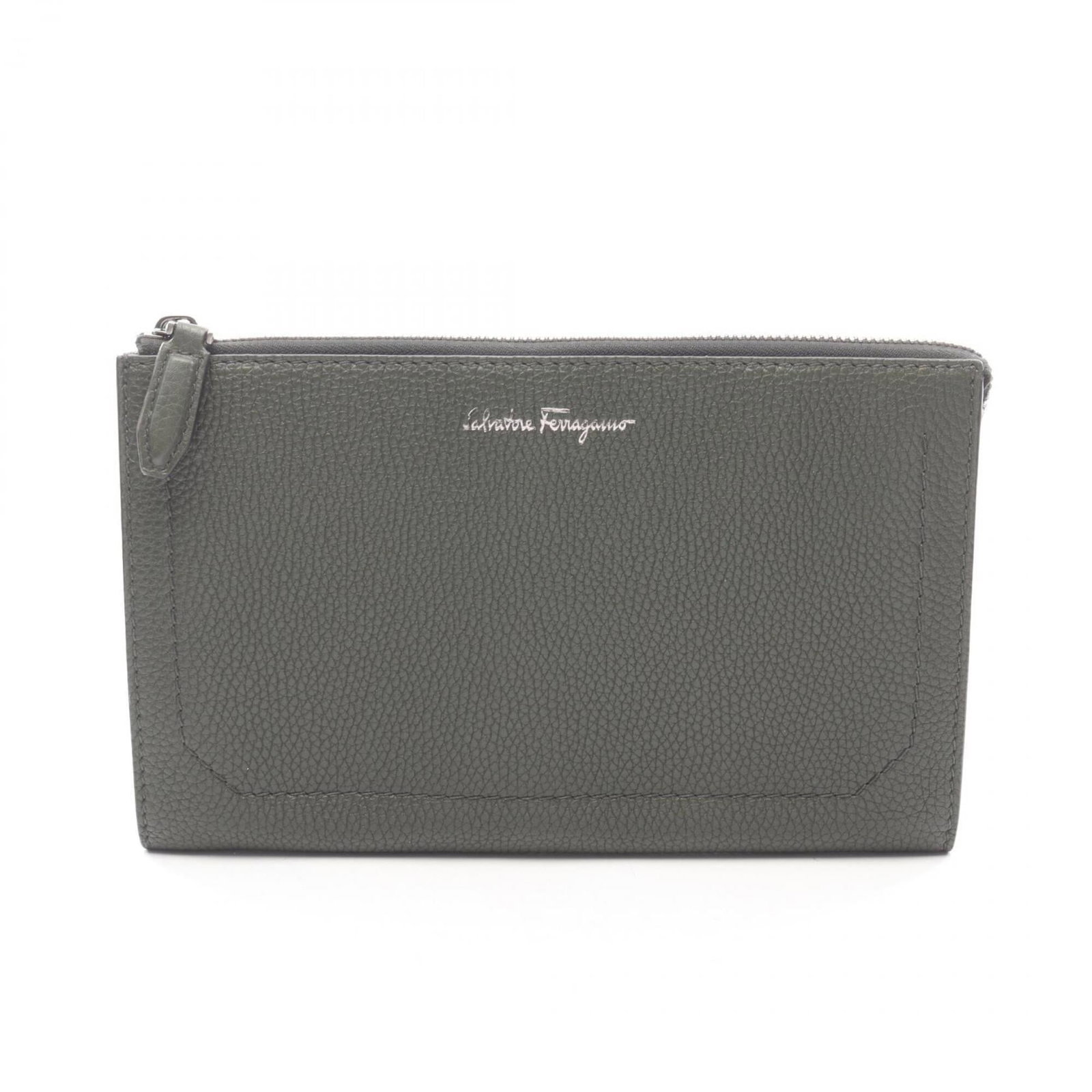 Ferragamo Salvatore Leather Clutch Bag: Ferragamo Salvatore Leather Clutch Bag The Salvatore Ferragamo MPN 24 0755 Leather Clutch Bag boasts a striking green hue, perfectly complemented by its sleek leather material. Measuring 15.5cm x