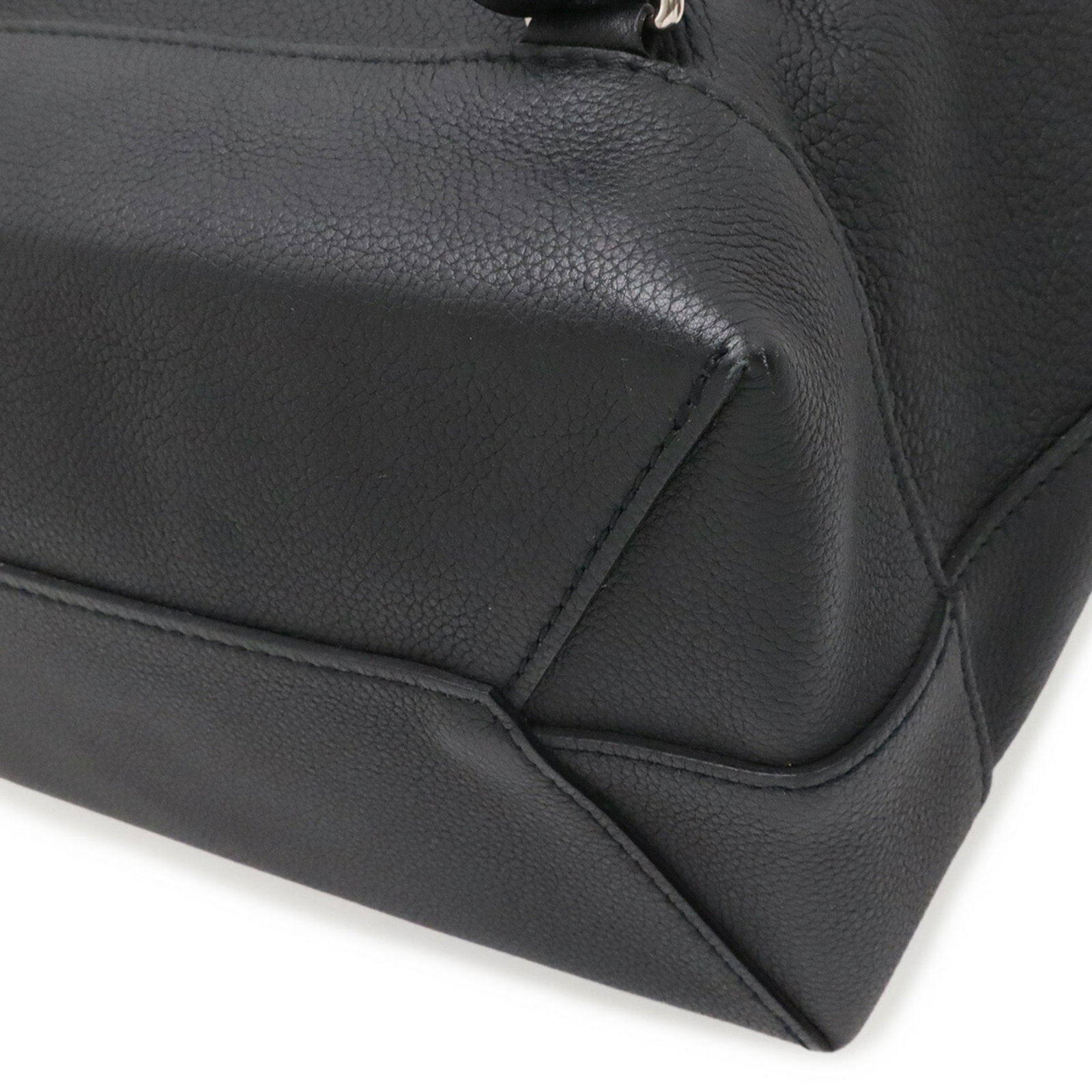 Leather Louis Vuitton Backpack - 4