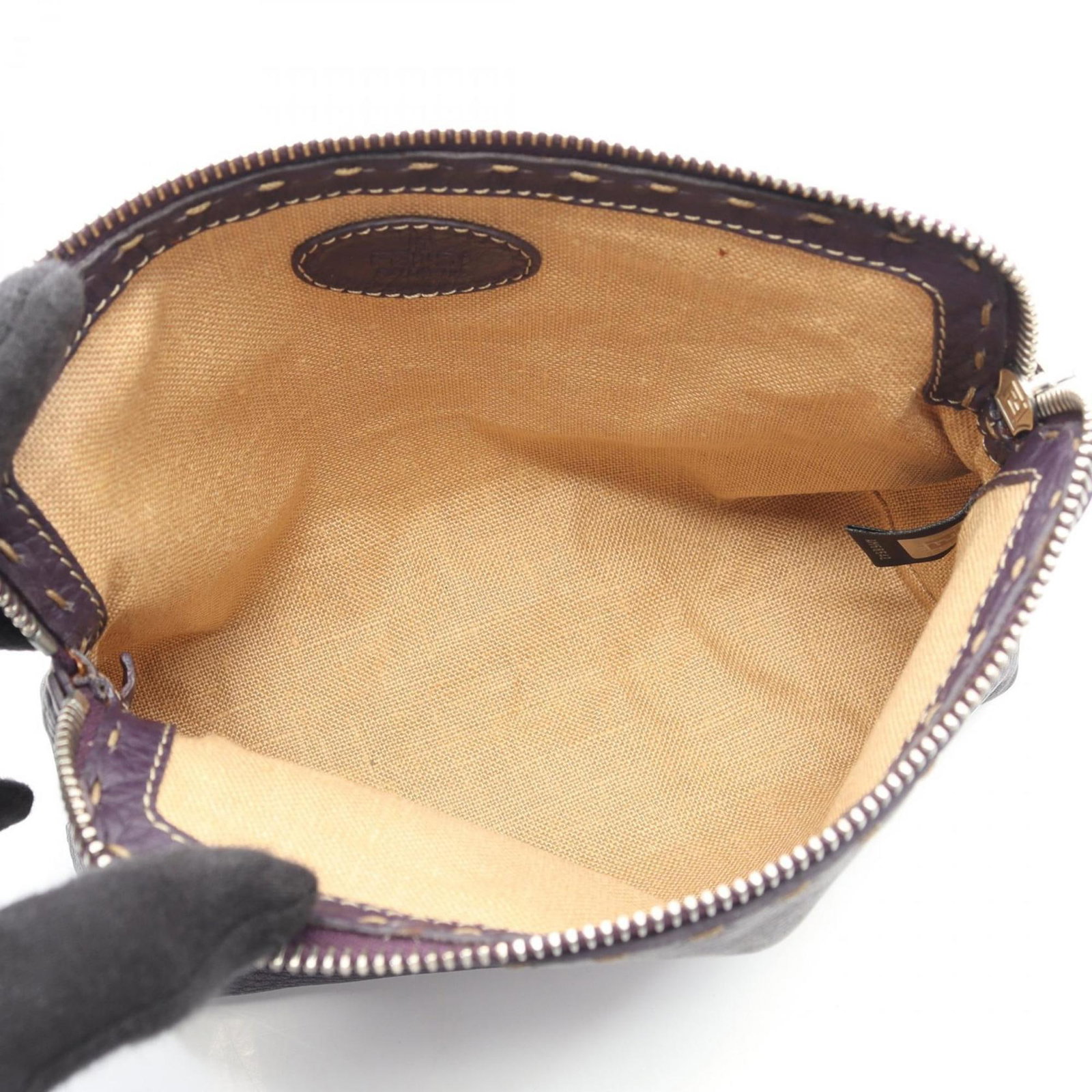 Fendi pouch leather - 3