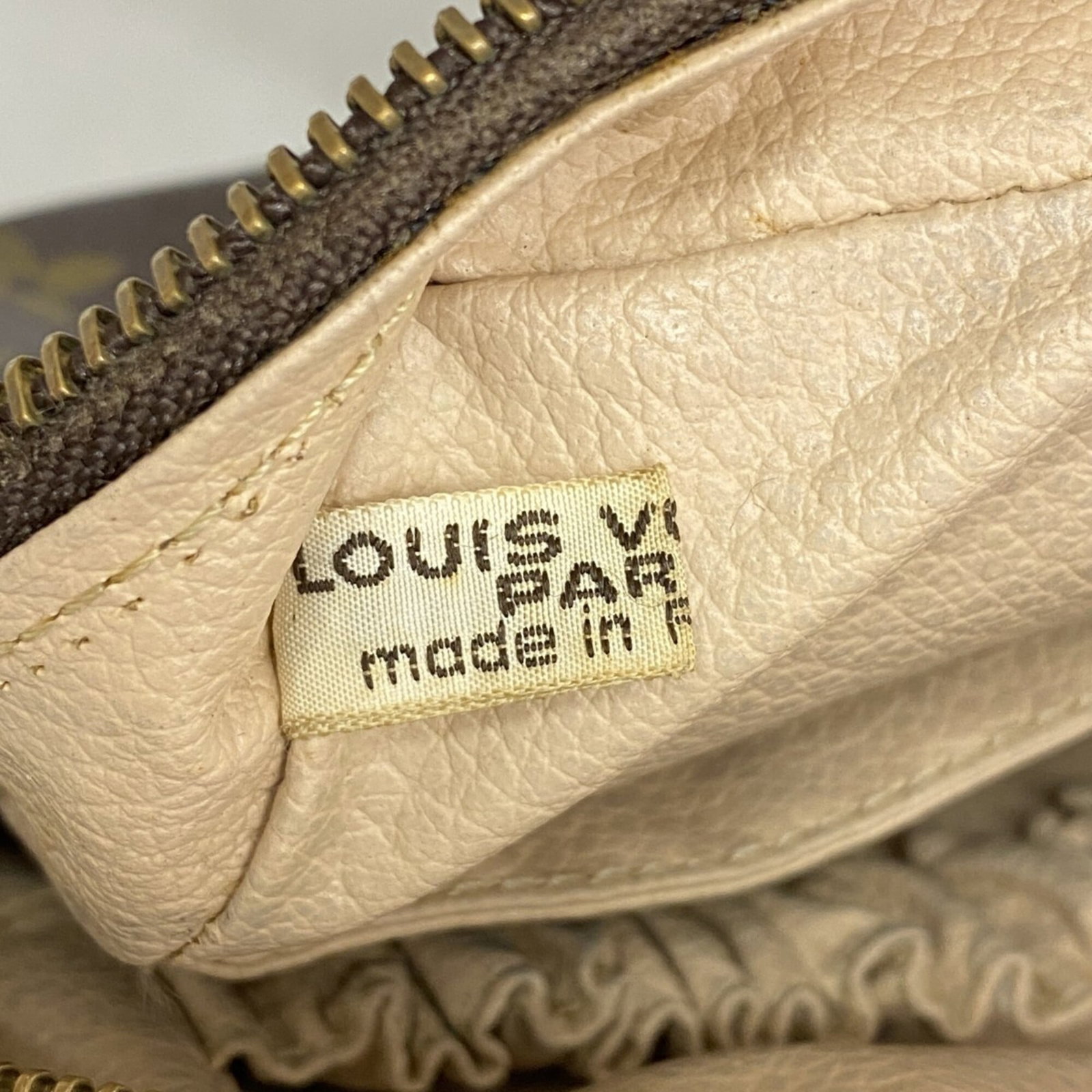 Vuitton Pouch Louis - 5
