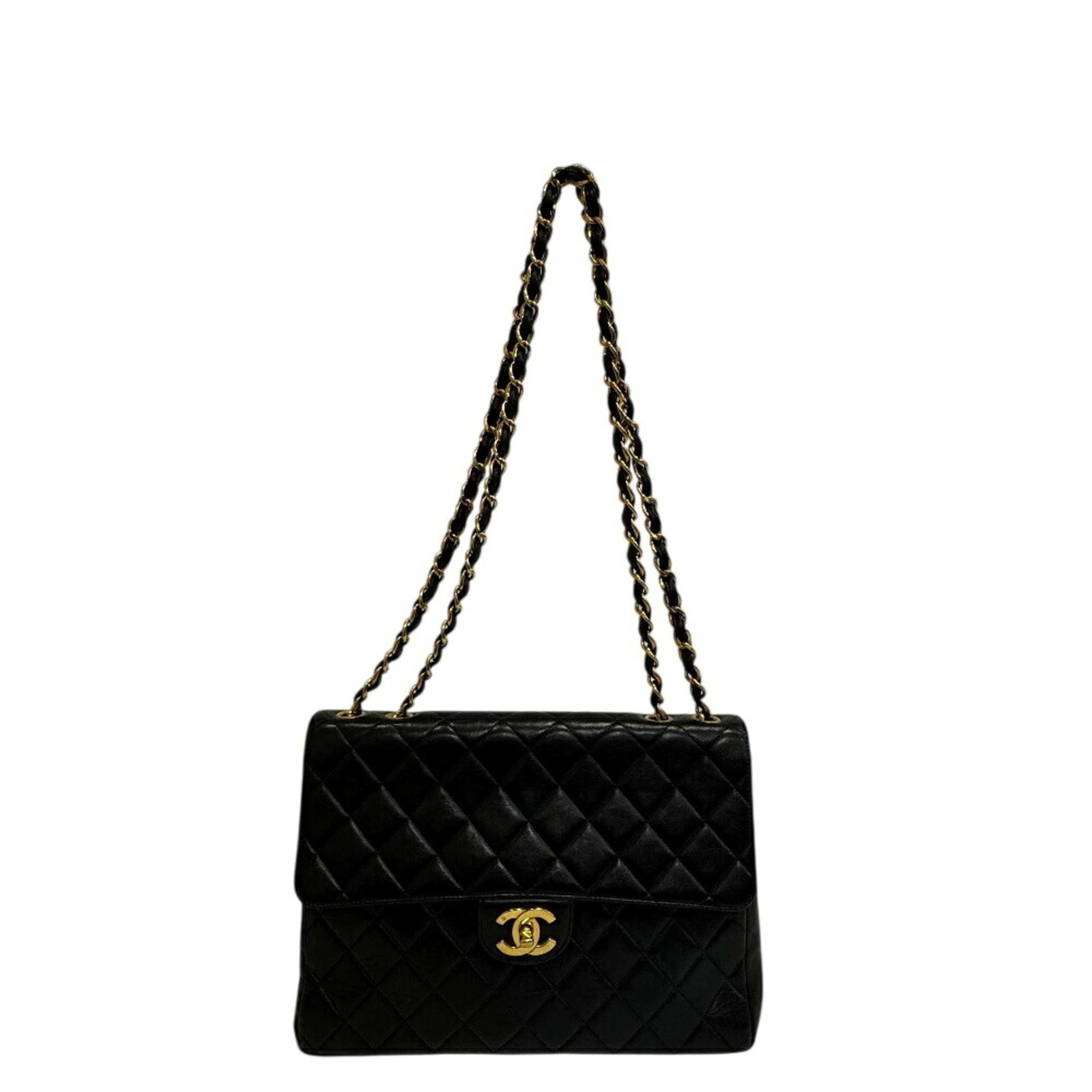 Shoulder Bag Leather Chanel: Shoulder Bag Leather Chanel Black lambskin shoulder bag from Chanel, measuring 22cm x 31cm / 8.66'' x 12.2''. This luxurious leather bag features high-quality construction and a classic design that