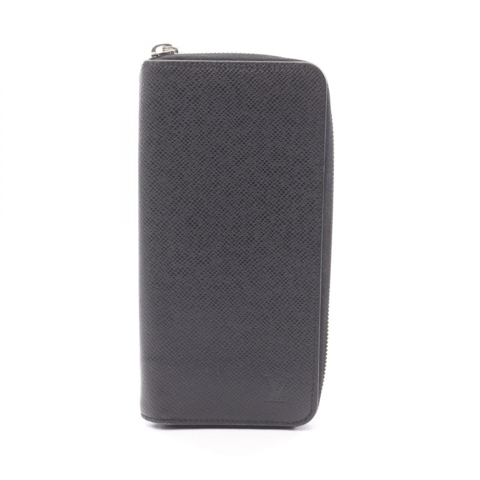 Long Wallet Bi Fold Leather Taiga Louis Vuitton: Long Wallet Bi Fold Leather Taiga Louis Vuitton Taiga leather construction provides durability and sophistication. The bi-fold design offers ample storage space, while the black color maintains a