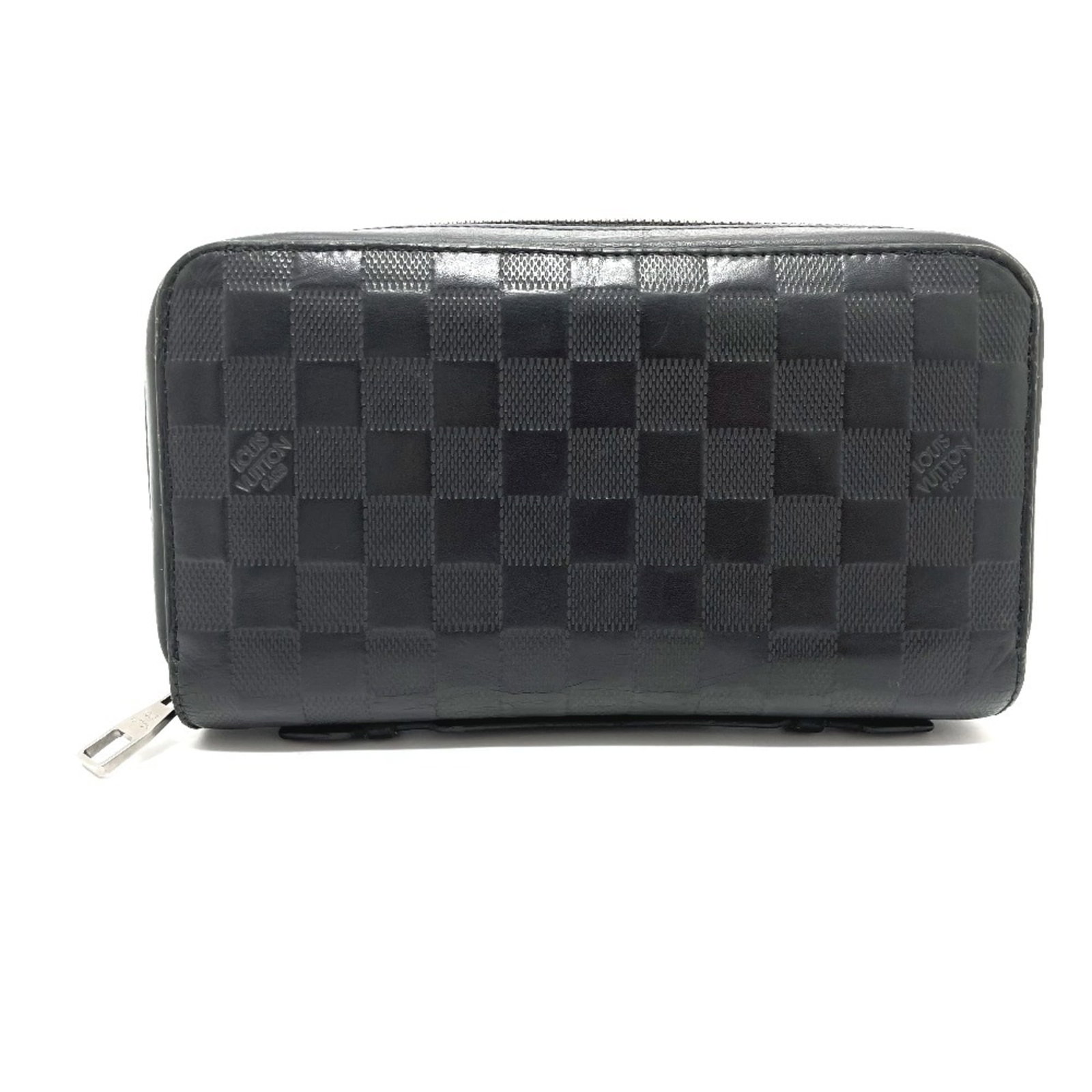 Louis Vuitton Wallet Long Bi Fold Other: Louis Vuitton Wallet Long Bi Fold Other Black Louis Vuitton Long Bi Fold Wallet with serial number CA4195, measuring W22cmxH13cmxD4.1cm/W8.7xH5.1xD1.6inch. This bi-fold wallet features a classic