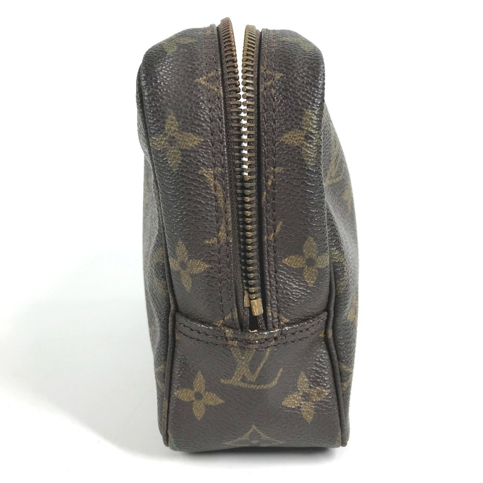 Monogram pouch by Louis Vuitton - 4