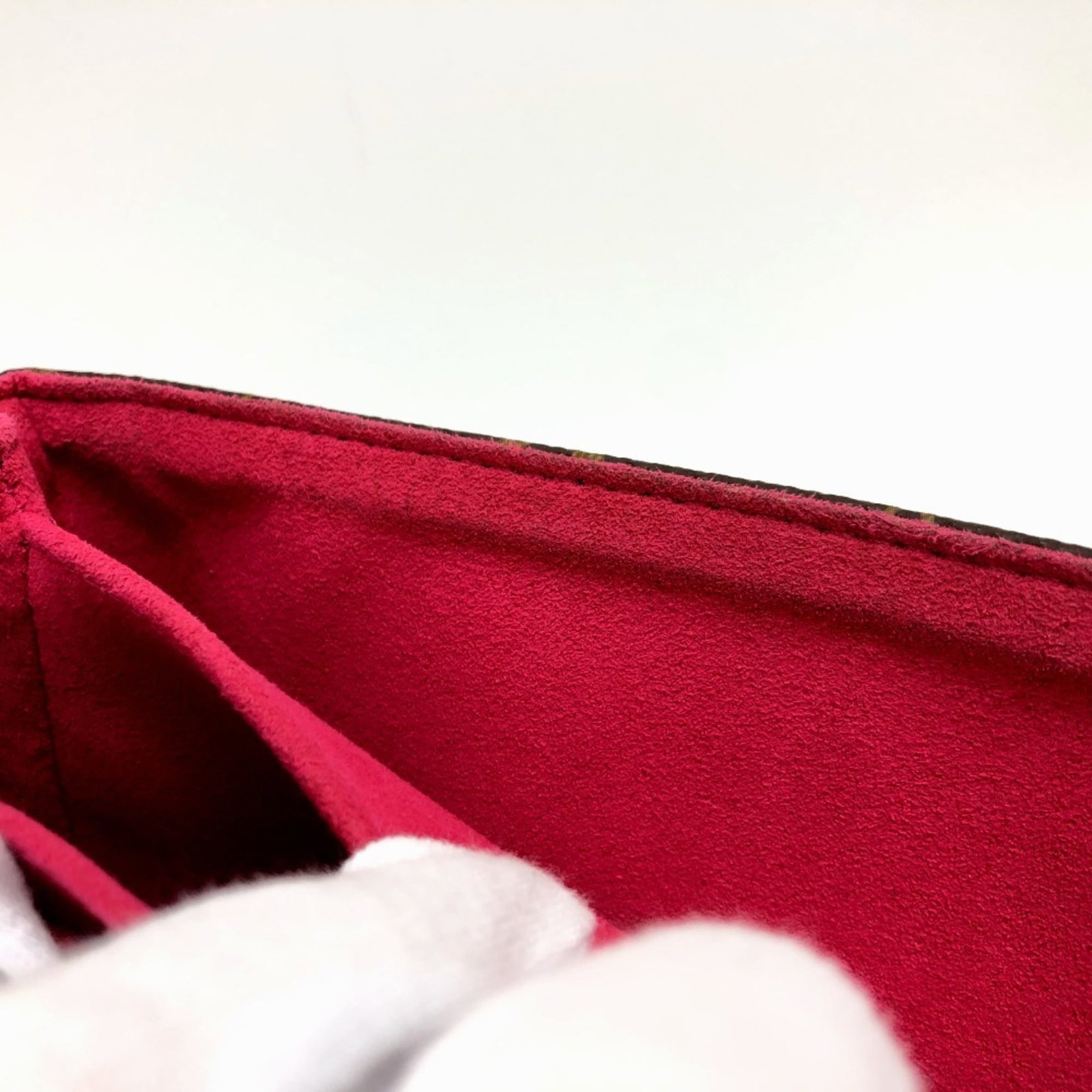 Louis Vuitton Handbag Monogram - 16