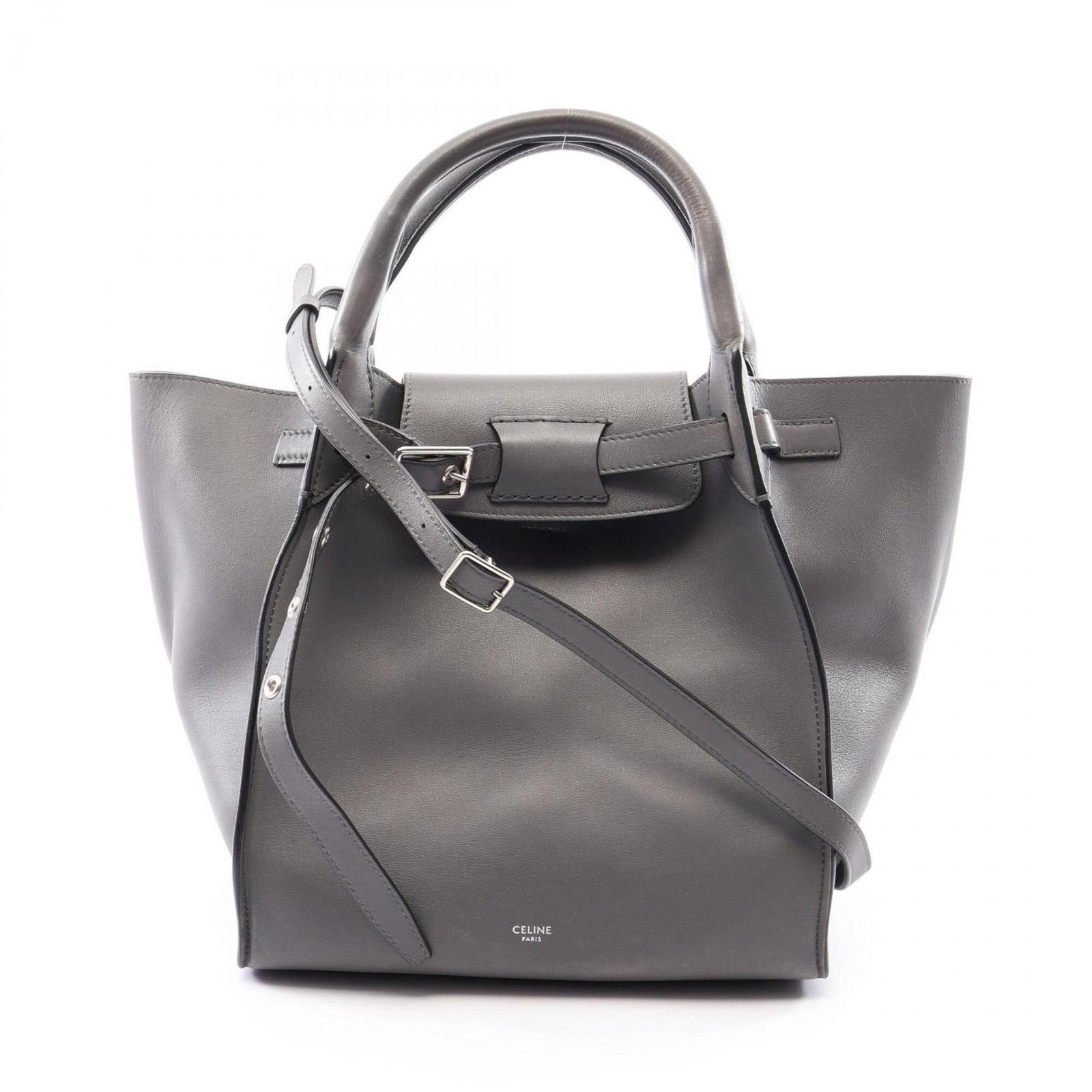 Handbag Celine Leather: Handbag Celine Leather The Celine Leather Handbag boasts sleek, sophisticated lines with its gray leather exterior. Measuring 25cm x 23.5cm x 21cm, it offers a compact yet stylish design that fits per