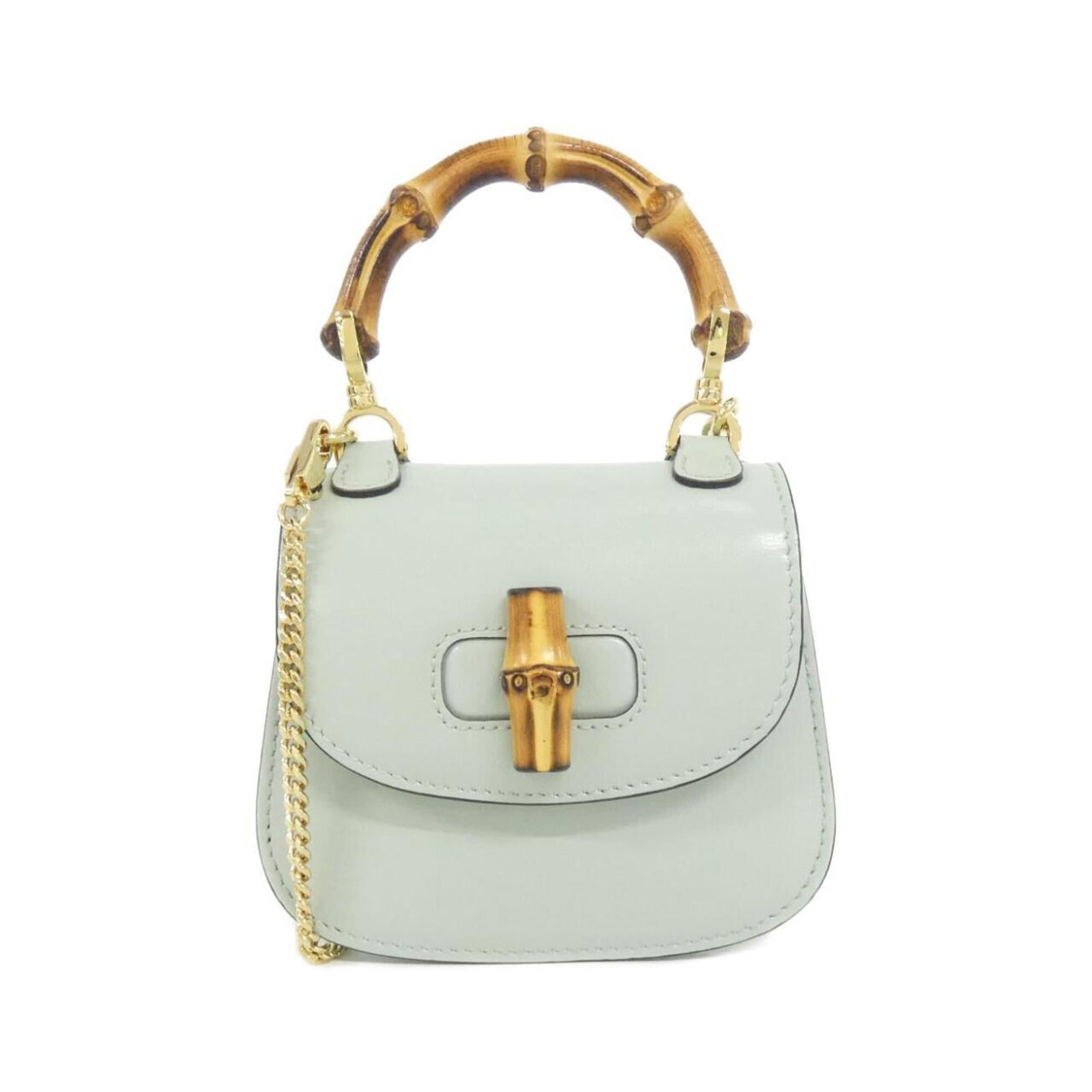 Gucci Handbag Leather: Gucci Handbag Leather Pale green leather Gucci handbag with gold hardware, measuring 10cm x 12cm x 5cm. This stylish accessory boasts a classic design and elegant color combination. A beautiful piece 