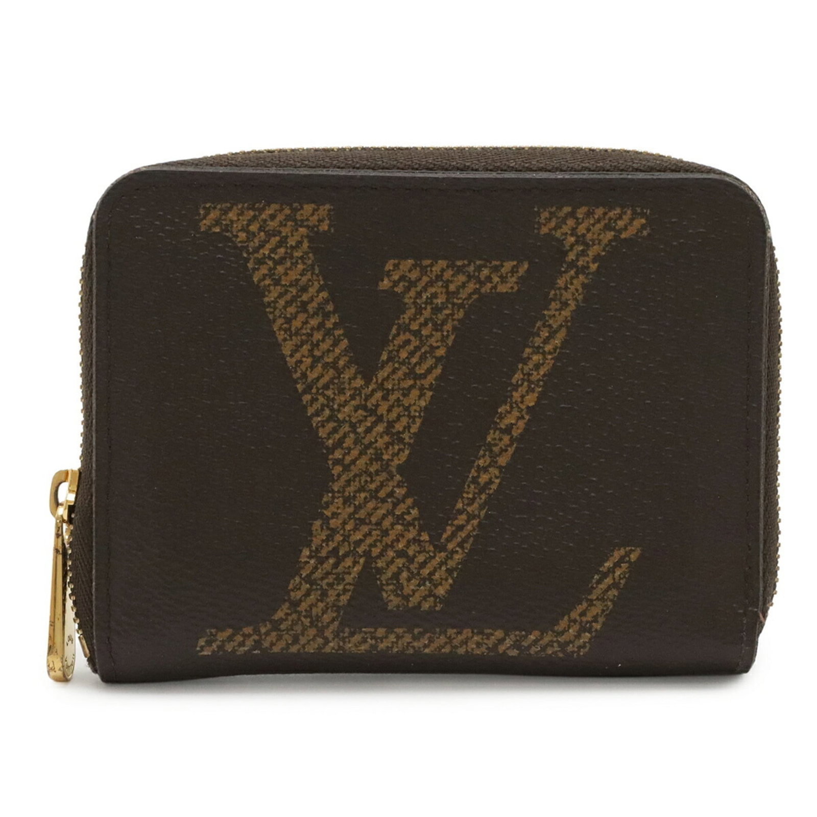 Louis Vuitton Purse Coin Case Monogram: Louis Vuitton Purse Coin Case Monogram The Louis Vuitton Purse Coin Case Monogram boasts its iconic monogram pattern in rich brown hues, adding a touch of luxury to any accessory. Measuring 8.5cm x