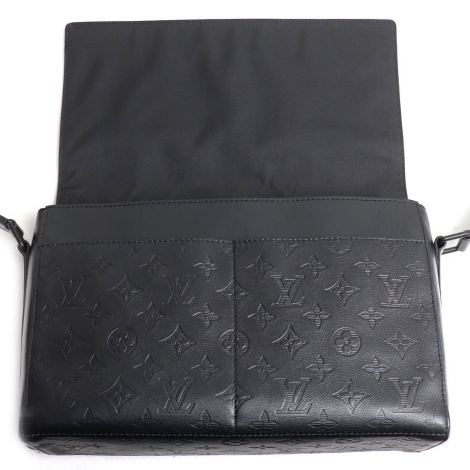 Shadow Monogram Bag Shoulder Vuitton Louis - 4
