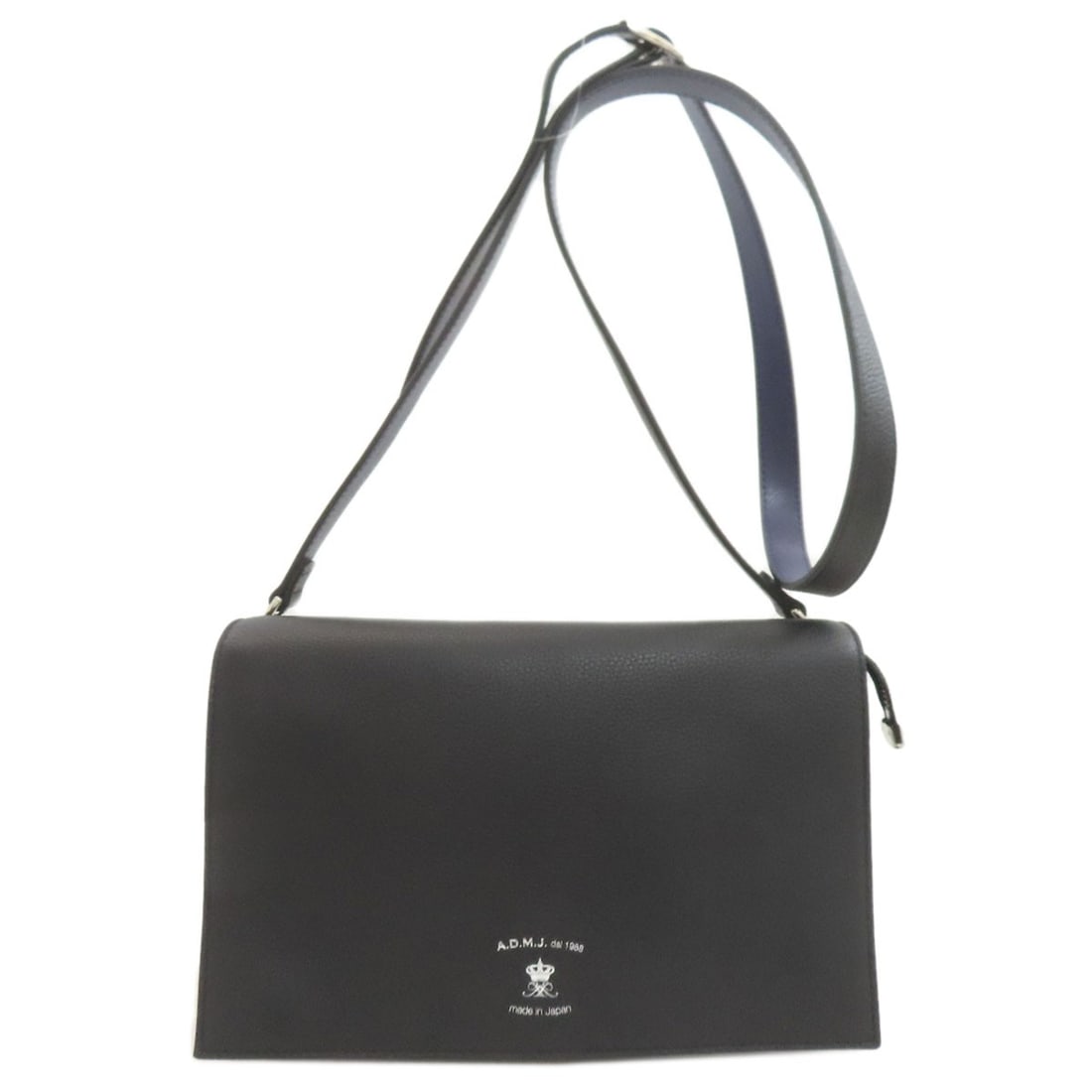 Logo Leather Shoulder Bag: Logo Leather Shoulder Bag Black leather shoulder bag with a classic design, made from high-quality exterior leather. The bag features a timeless style that's perfect for everyday use, and its sleek
