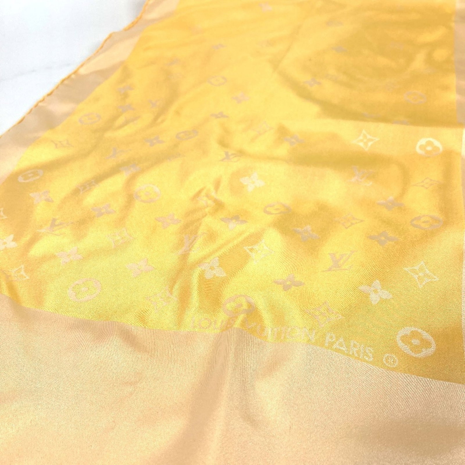 Vuitton Stole Silk - 2