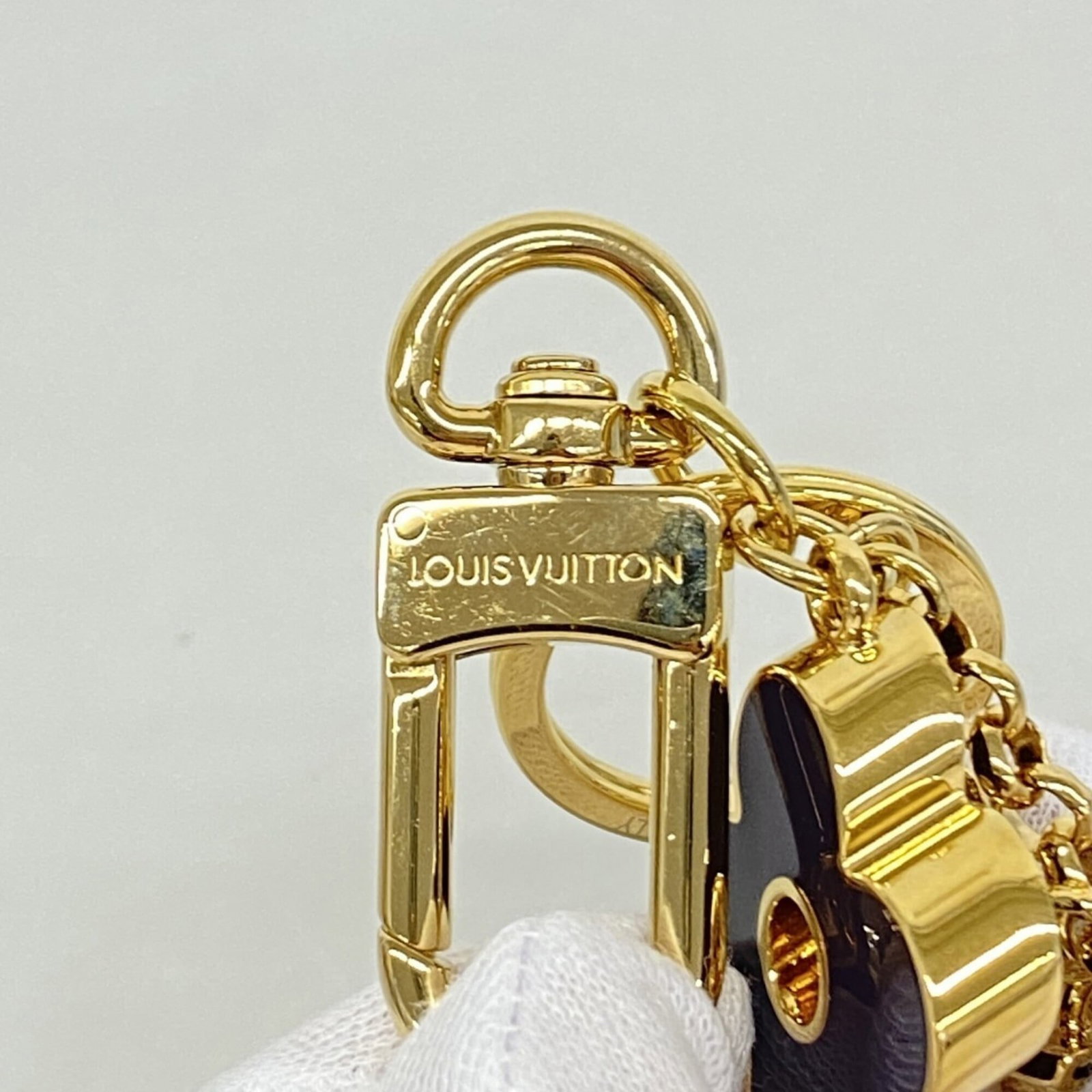 Louis Vuitton Keyring - 2