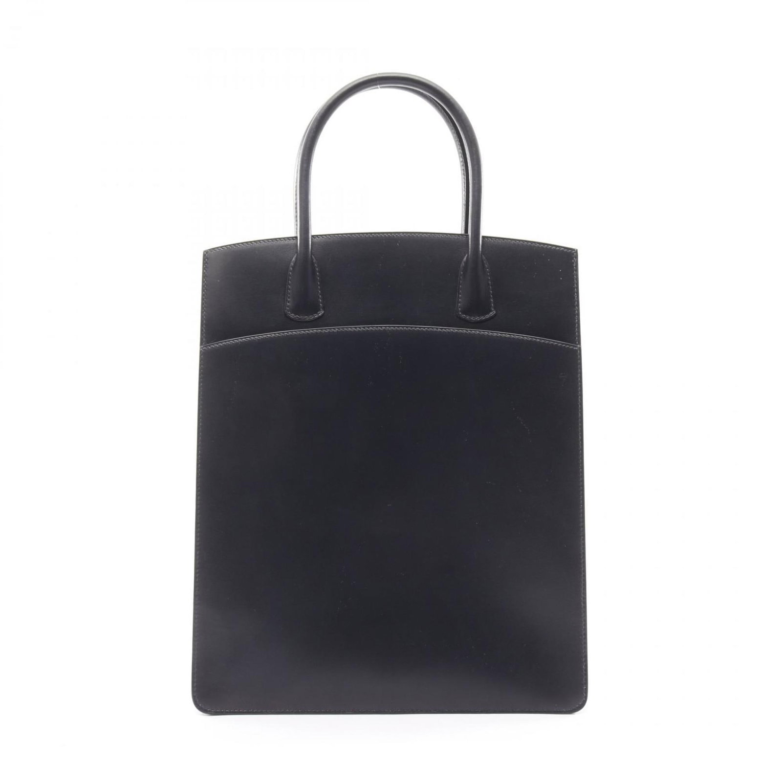 Calf Leather Handbag Hermes: Calf Leather Handbag Hermes Box calf leather construction provides durability and suppleness, while the indigo blue and navy color combination adds depth and sophistication. This compact handbag measu