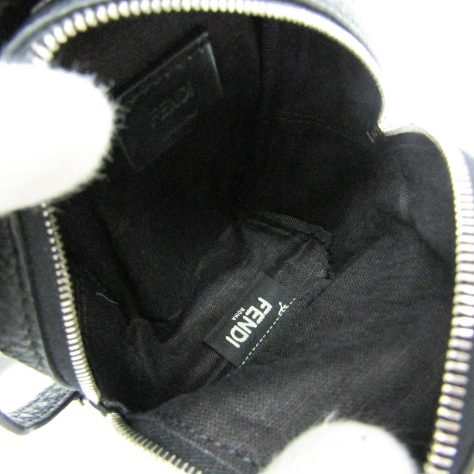 Fendi pouch leather - 4