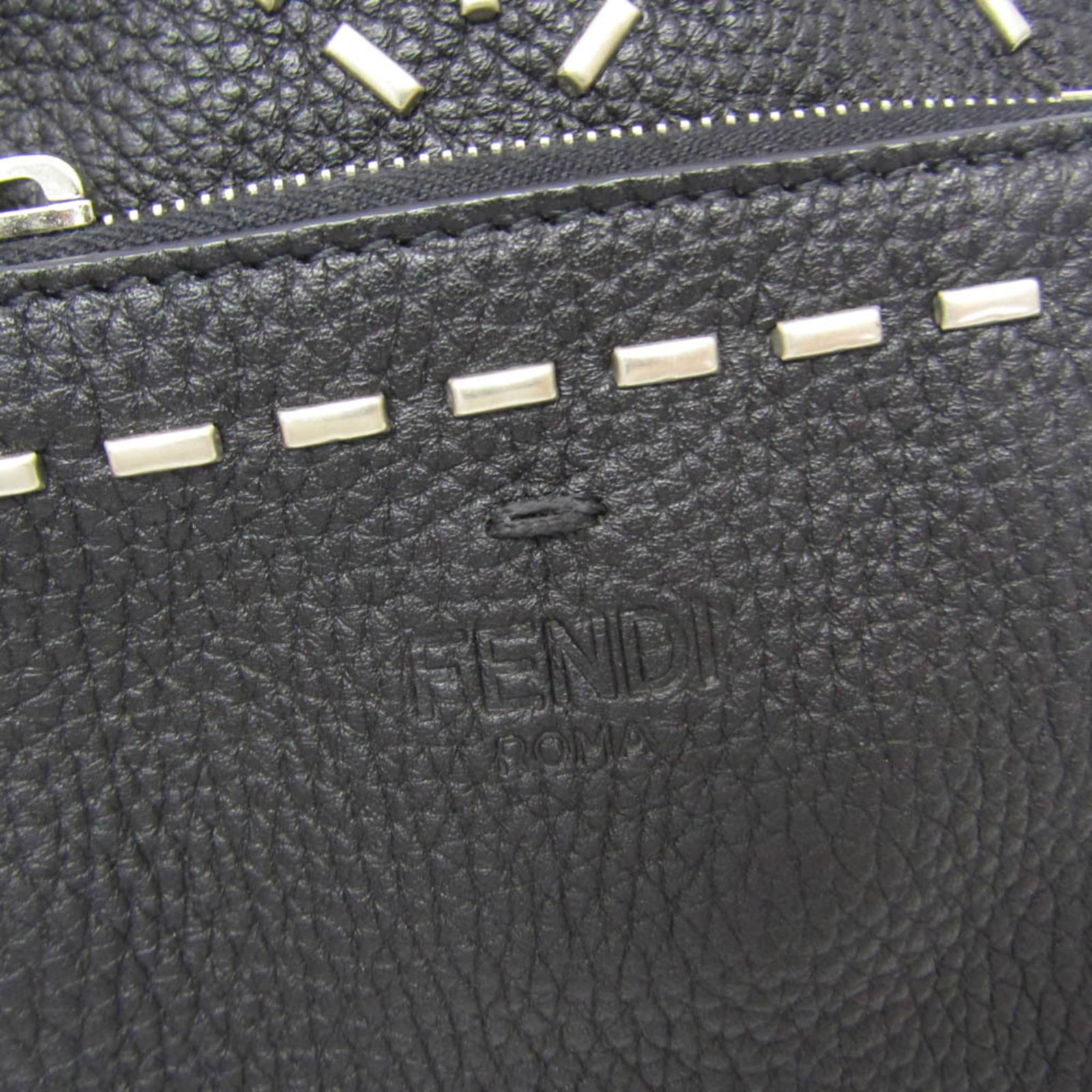 Fendi pouch leather - 8