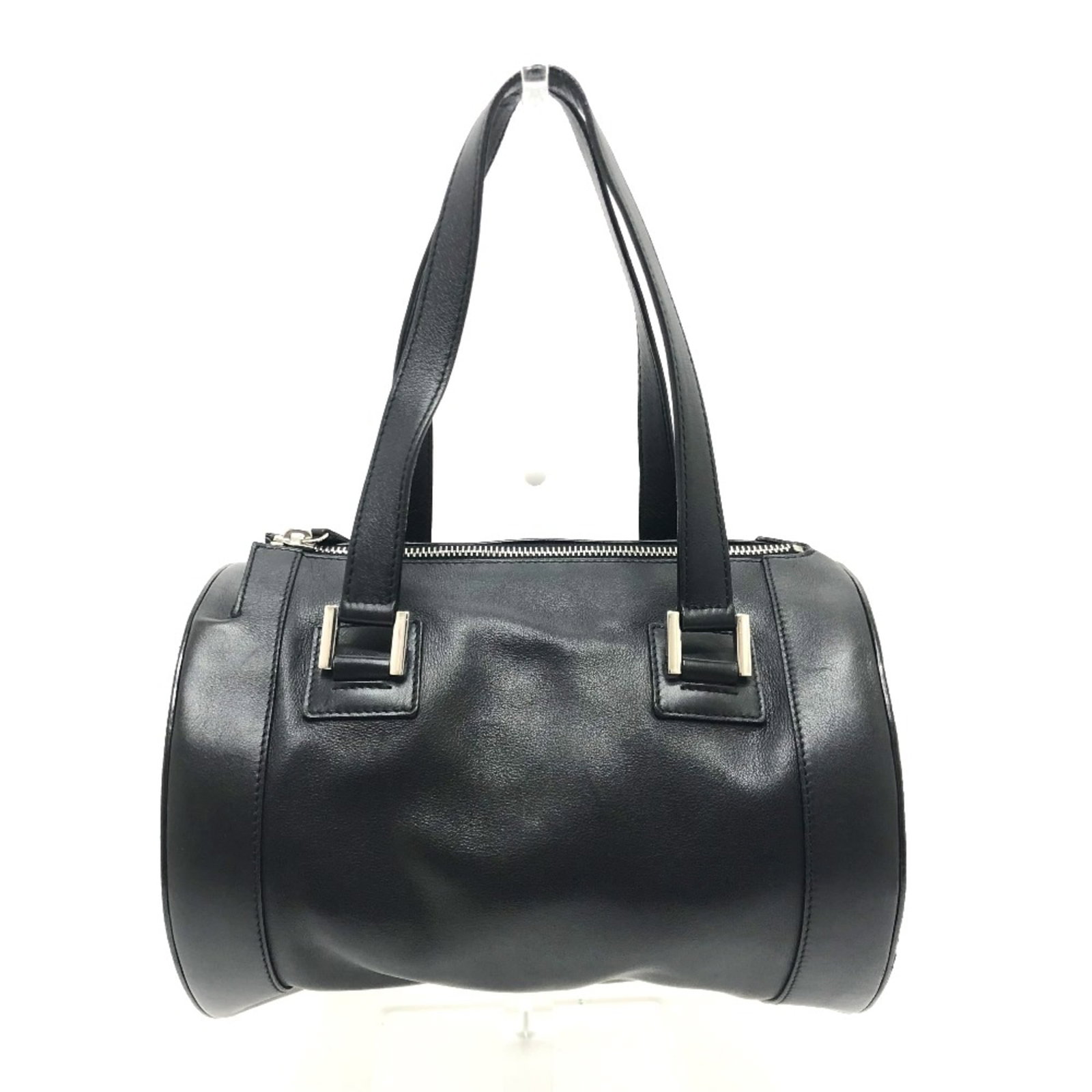 Bvlgari Handbag Leather: Bvlgari Handbag Leather Black Bvlgari Handbag with Classic Design. Made from high-quality leather, this 18cm x24cm x27cm handbag features a timeless design and a sturdy handle that measures 19.7 inche