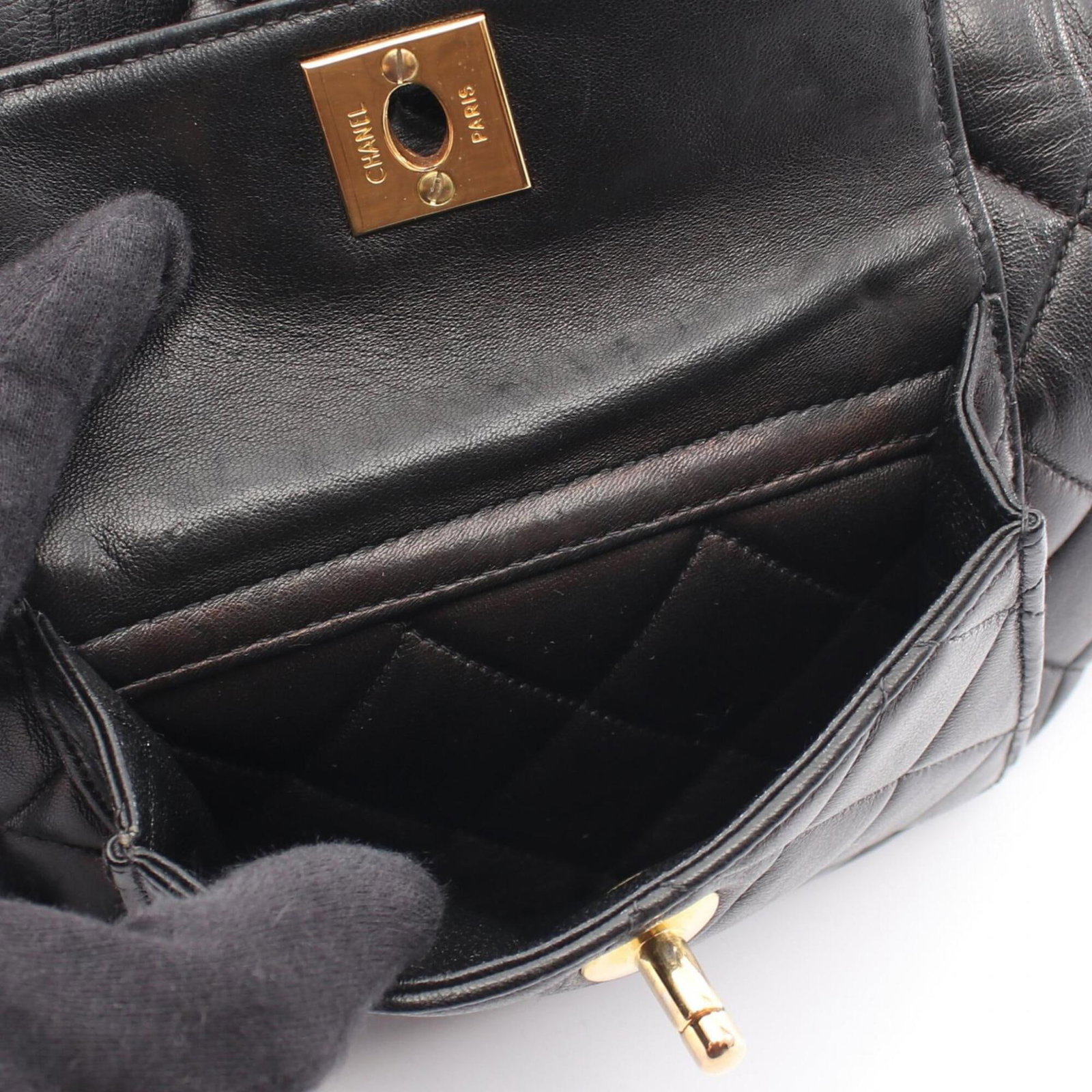 Chanel leather backpack - 15