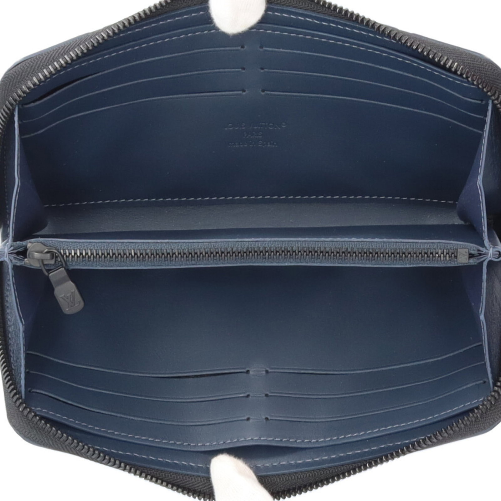 Long Wallet Bi Fold Monogram Shadow Louis Vuitton - 6