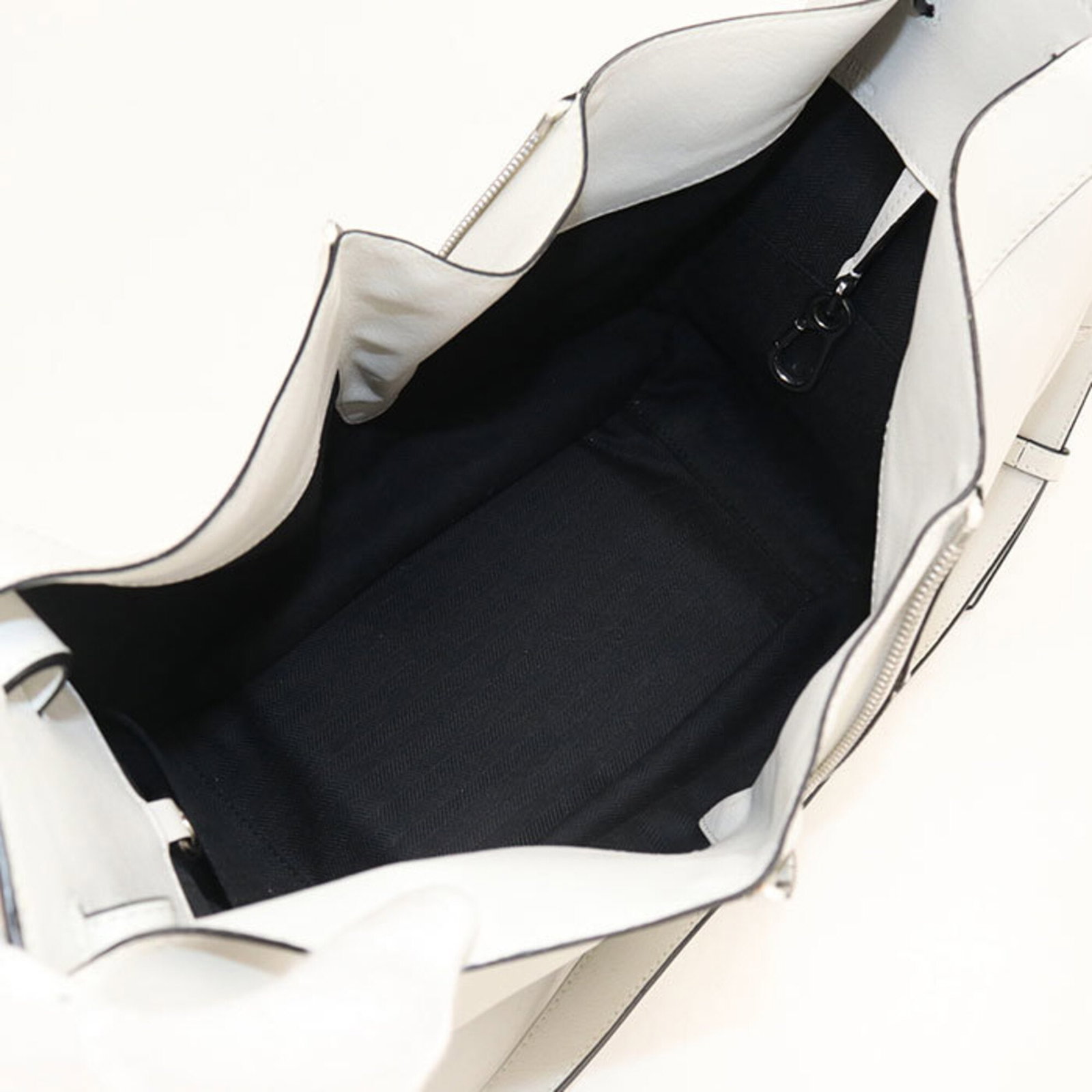 Loewe Handbag Leather - 3
