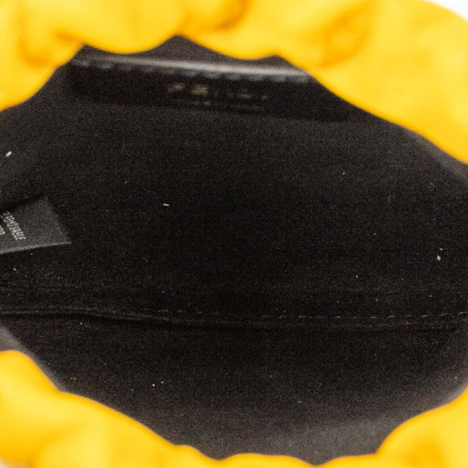 Fendi pouch leather - 4