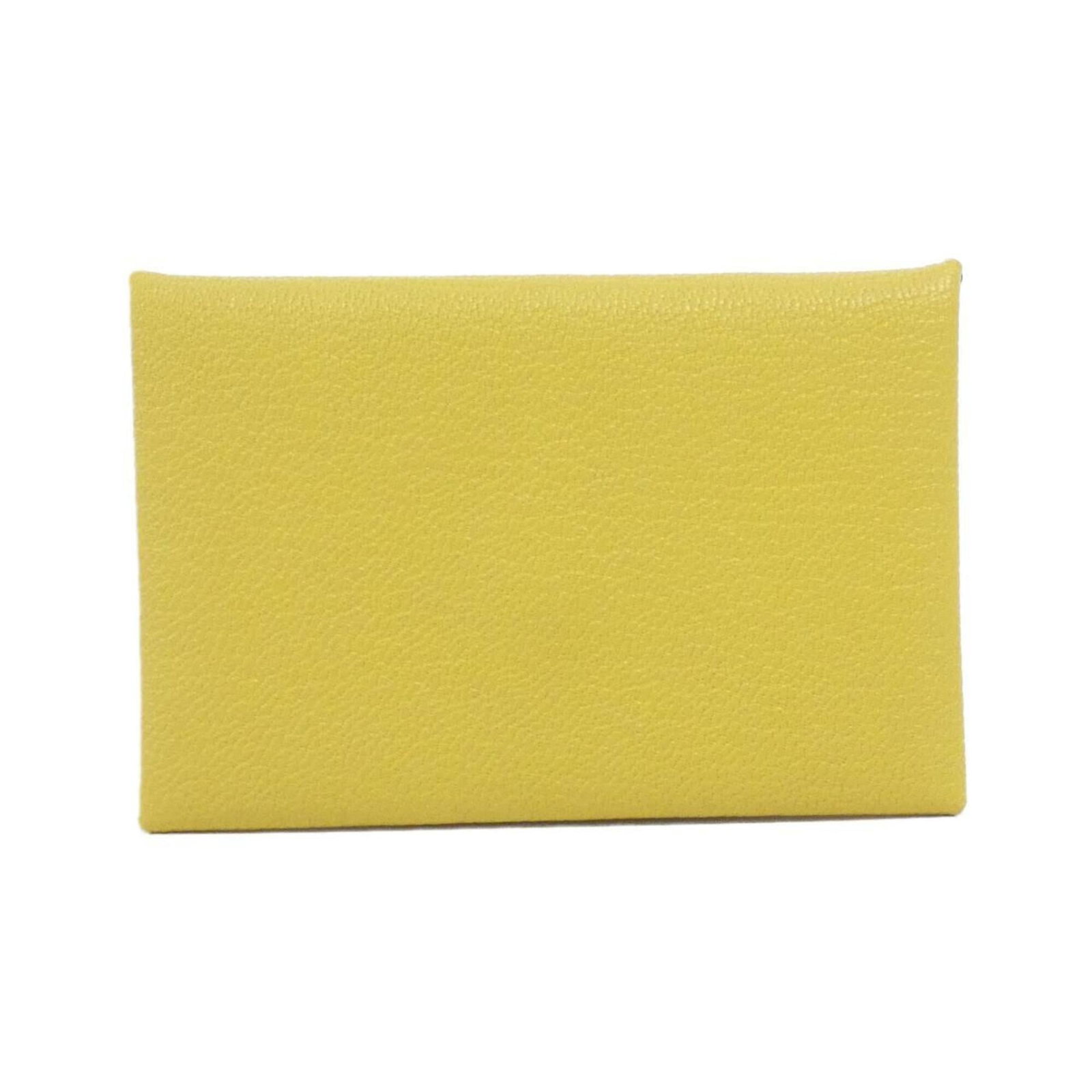 Business card case chevre leather Hermes: Business card case chevre leather Hermes Chevre leather, a soft and supple material, forms the basis of this business card case from Hermes. The blue color adds a touch of elegance to this compact acc