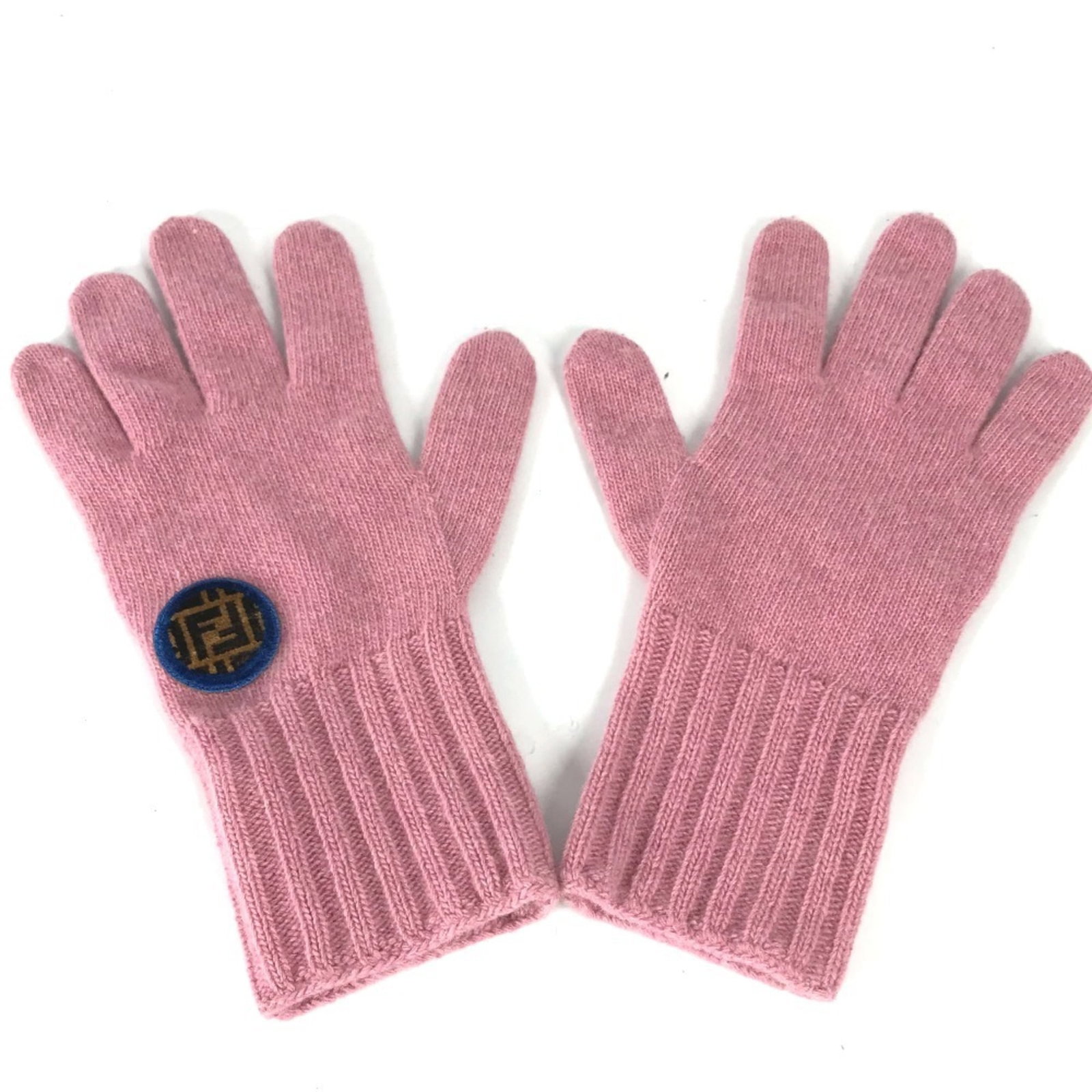 Warm wool gloves cashmere fendi: Warm wool gloves cashmere fendi Pink Fendi wool and cashmere gloves offer warmth with their natural blend of materials, measuring 25.5cm in length. Made from a combination of wool and cashmere, these 