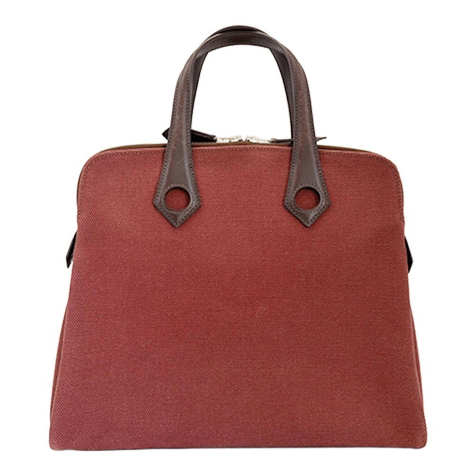 Handbag Toile By Hermes: Handbag Toile By Hermes Toile de Jouy by Herm?s, a classic brown handbag featuring the iconic French print, measures 27cm x 31.5cm x 6cm and boasts a timeless design. Made with high-quality