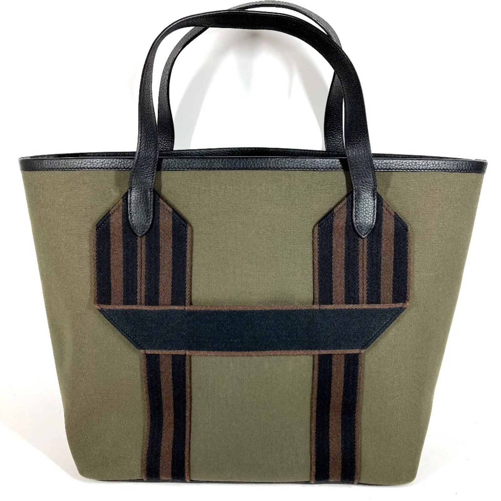 Handbag shoulder bag tote clemence leather hermes taurillon: Handbag shoulder bag tote clemence leather hermes taurillon Taurillon clemence leather handbag features a classic design with clean lines and a timeless silhouette. Made from high-quality Taurillon
