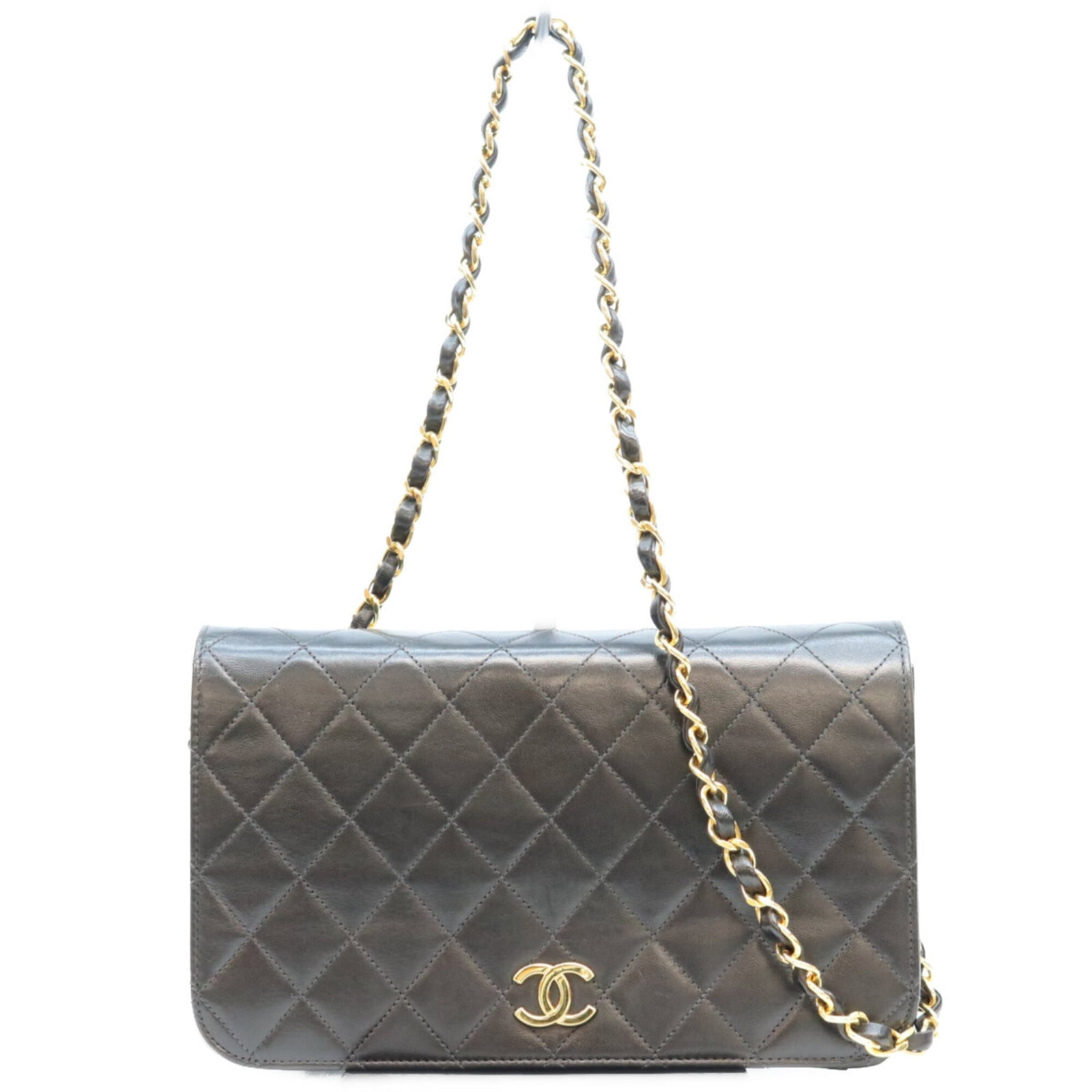 Shoulder Bag Leather Chanel: Shoulder Bag Leather Chanel This luxurious shoulder bag features high-quality lambskin leather in black, adorned with gold hardware. Measuring 14cm x 23cm x 4.5cm, it offers a sleek and sophisticated
