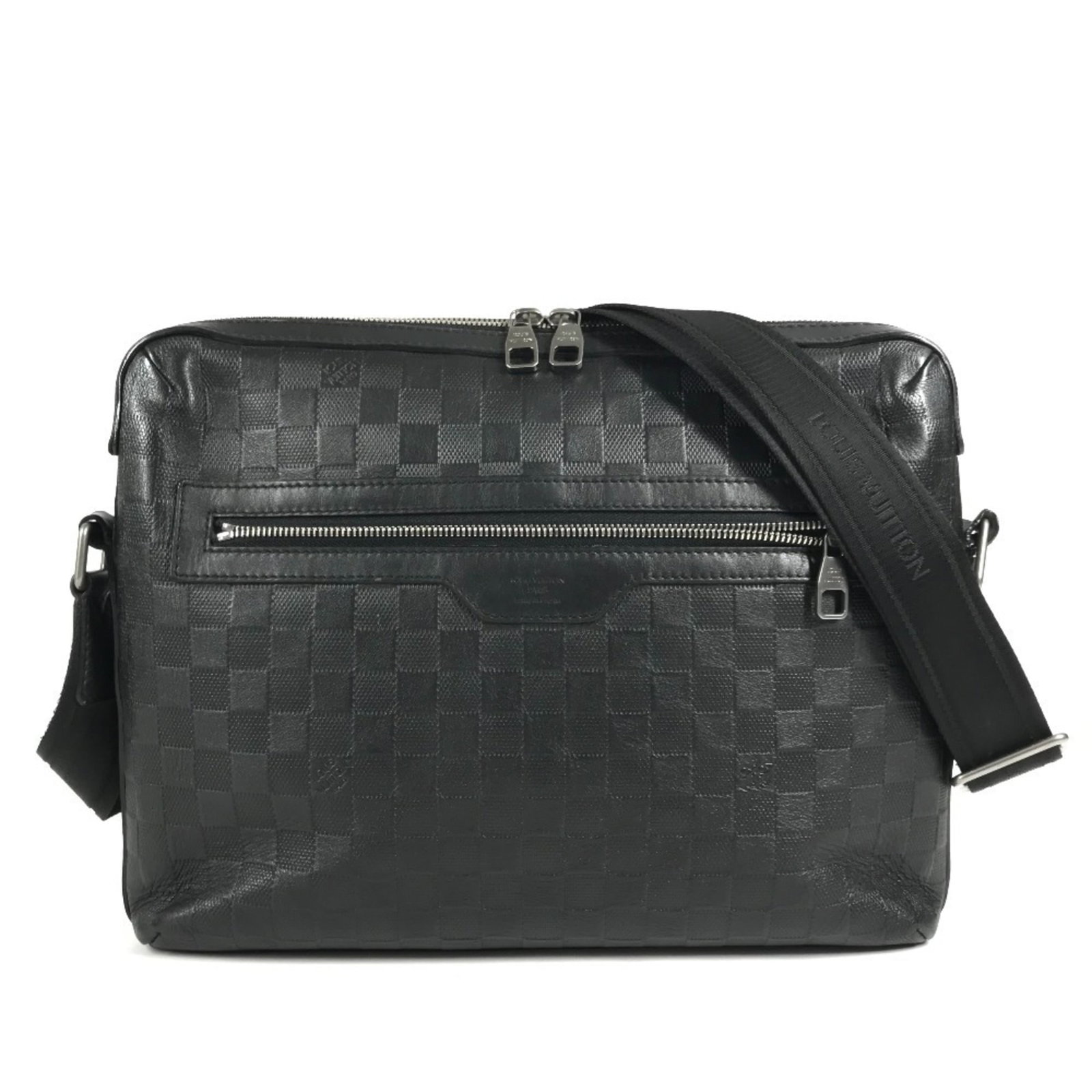Louis Vuitton Messenger Bag Shoulder Bag Damier Infini Leather: Louis Vuitton Messenger Bag Shoulder Bag Damier Infini Leather Black Damier Infini leather Louis Vuitton messenger bag with shoulder strap, measuring 25.5cm x 34.5cm x 7cm, featuring the iconic patter