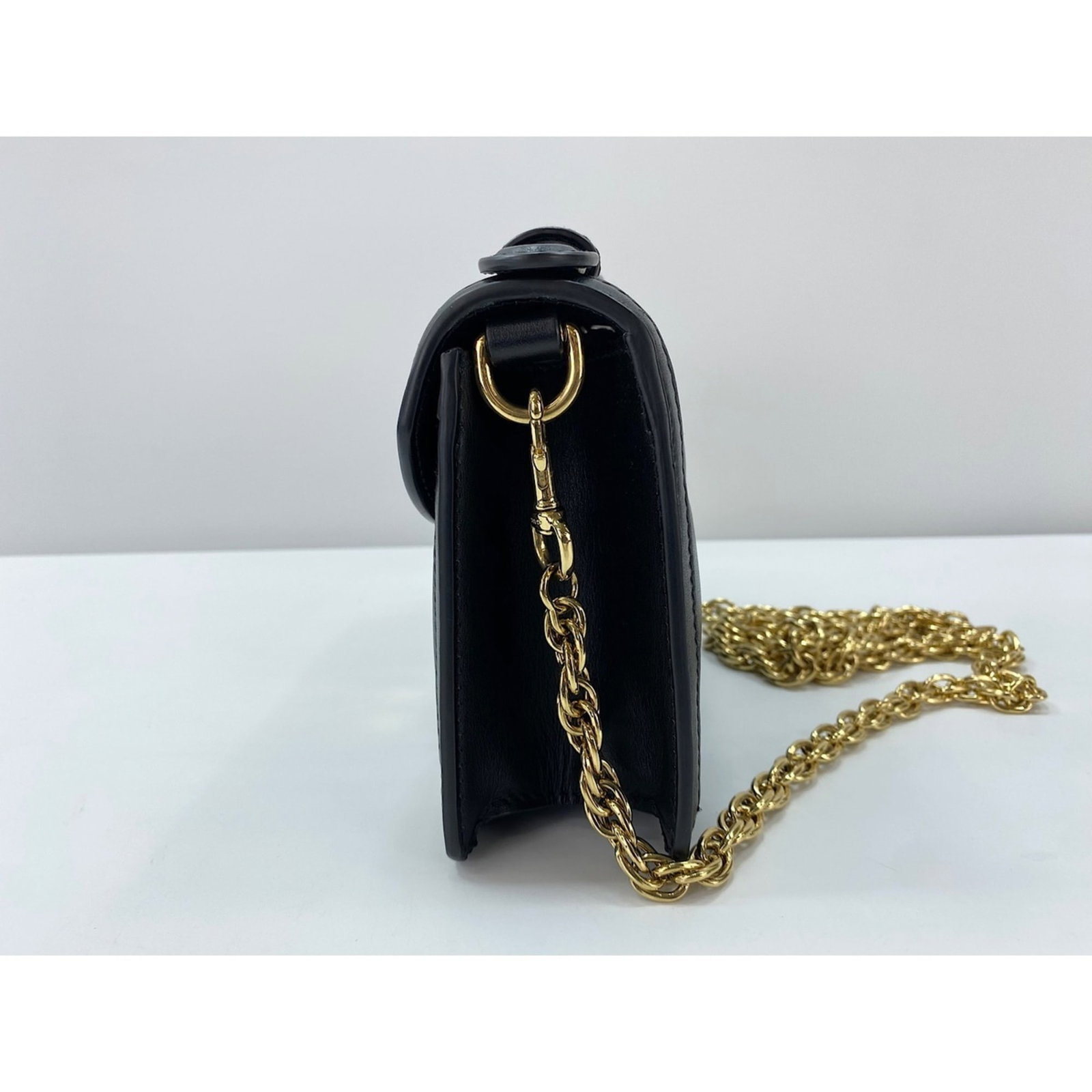 Handbag by Gucci - 3