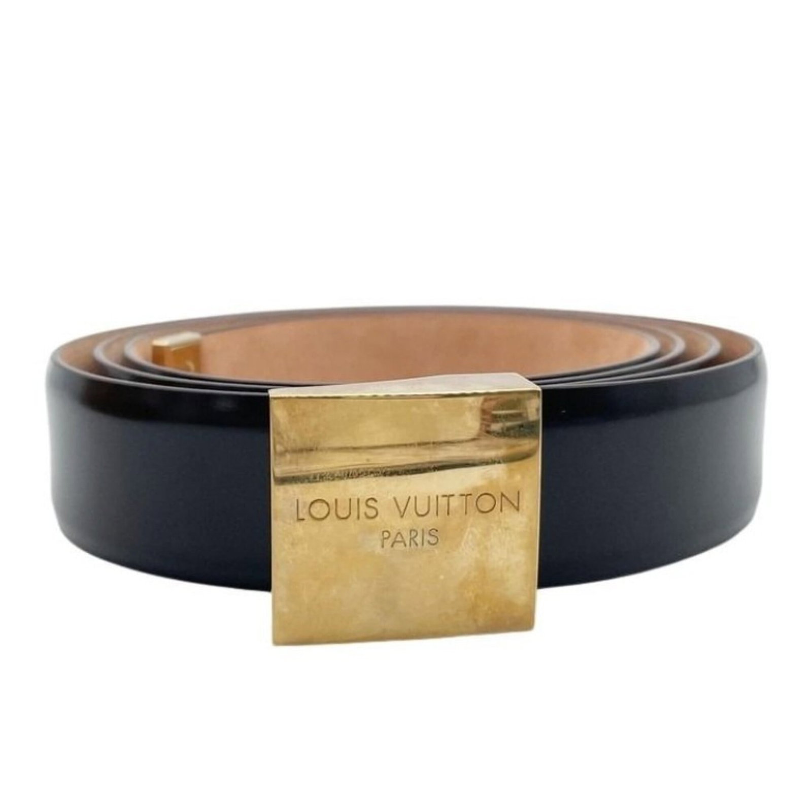 Louis Vuitton Standard Belt: Louis Vuitton Standard Belt Brown leather Louis Vuitton standard belt, made from high-quality materials and crafted with attention to detail. Measuring 108cm - 118cm in length, it features a sturdy