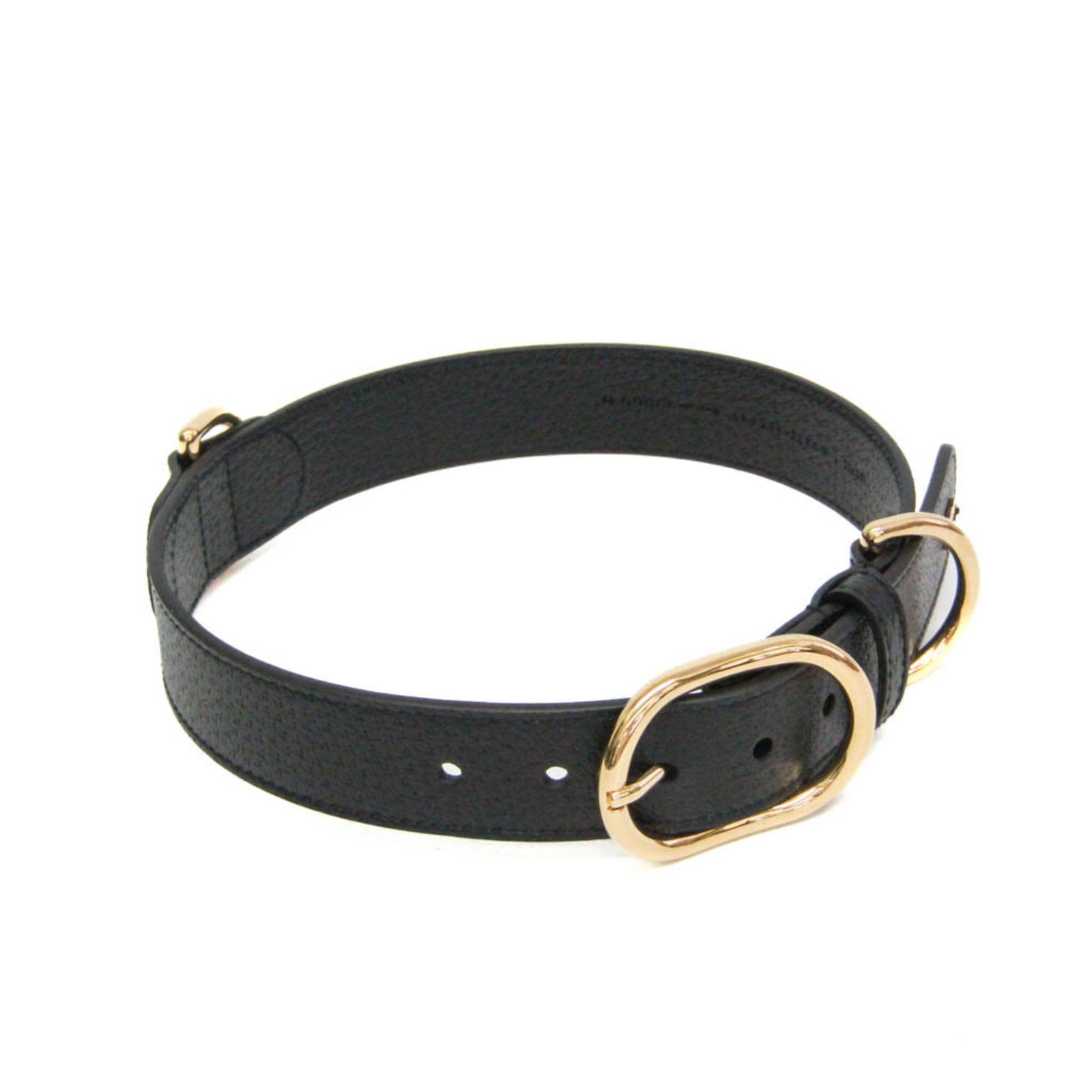 Collar leather Gucci: Collar leather Gucci Leather Gucci collar from Italy, featuring the iconic interlocking G logo. Made from high-quality black leather, this stylish collar measures 45cm-53cm in length and 3cm in width,
