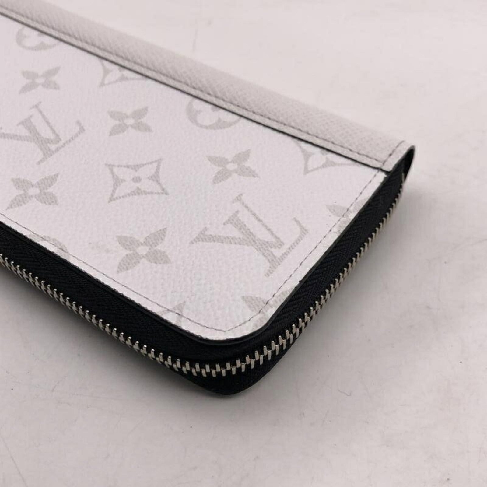 Monogram Eclipse Bi Fold Wallet Vuitton Louis - 3