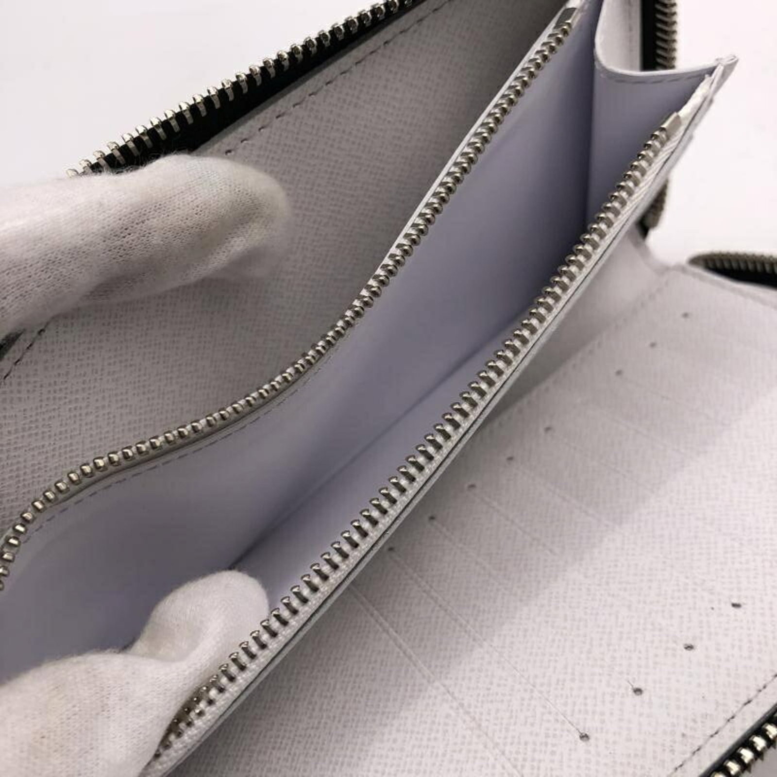 Monogram Eclipse Bi Fold Wallet Vuitton Louis - 6