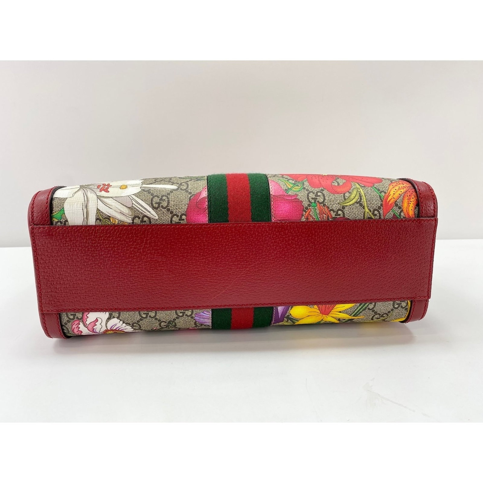 Handbag by Gucci - 5