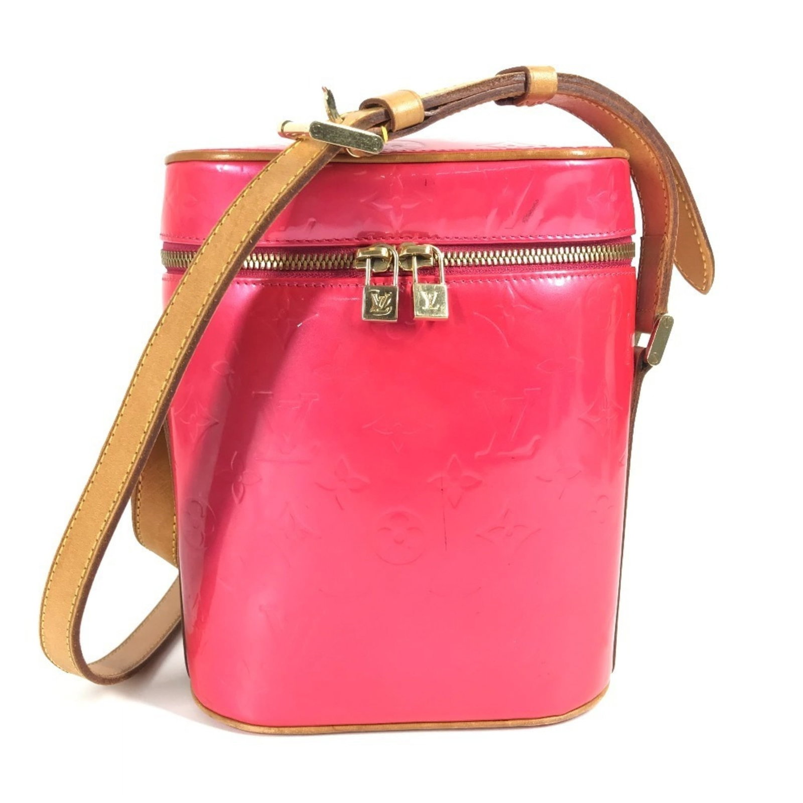 Vernis Monogram Pochette Bag Shoulder Louis Vuitton: Vernis Monogram Pochette Bag Shoulder Louis Vuitton Vernis Monogram Pochette Bag Shoulder Louis Vuitton features a striking fuchsia pink color and an open pocket, adding a touch of elegance to its