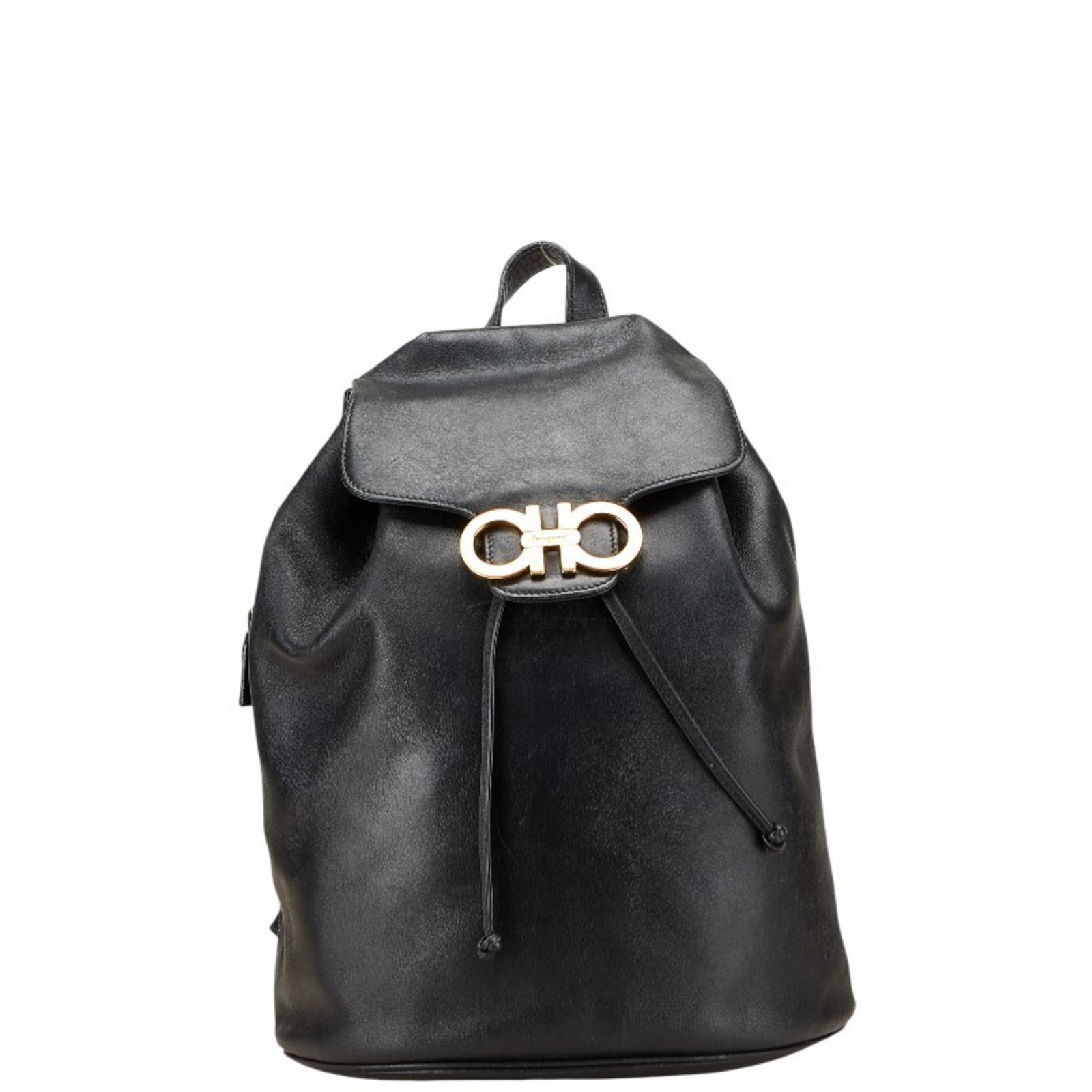 Backpack Leather by Salvatore Ferragamo: Backpack Leather by Salvatore Ferragamo Black leather backpack by Salvatore Ferragamo, featuring sleek design and structured shape. Made from high-quality leather with precise measurements (28cm x