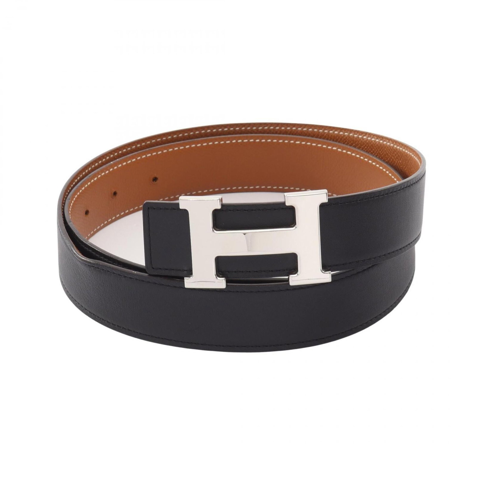 Hermes belt standard: Hermes belt standard Standard Hermes belt made from high-quality calfskin and Togo leather, available in black, brown, and silver colors. Measuring 92-97cm in length, this classic design offers a
