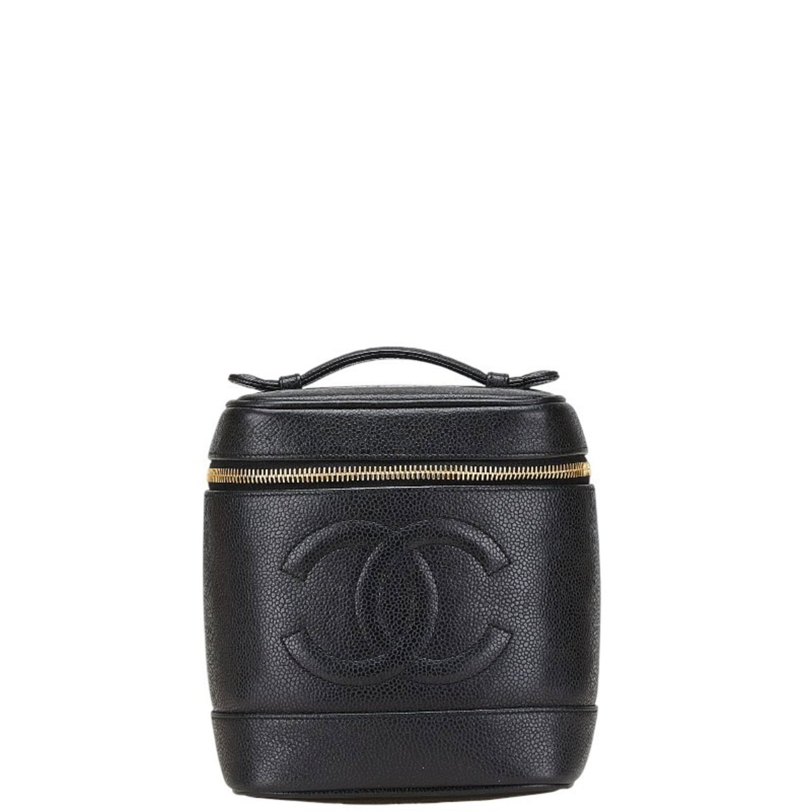 Calfskin Grained Vanity Bag Chanel: Calfskin Grained Vanity Bag Chanel Calfskin Grained Vanity Bag Chanel - A sleek and sophisticated accessory, this black vanity bag features a classic design with high-quality grained calfskin