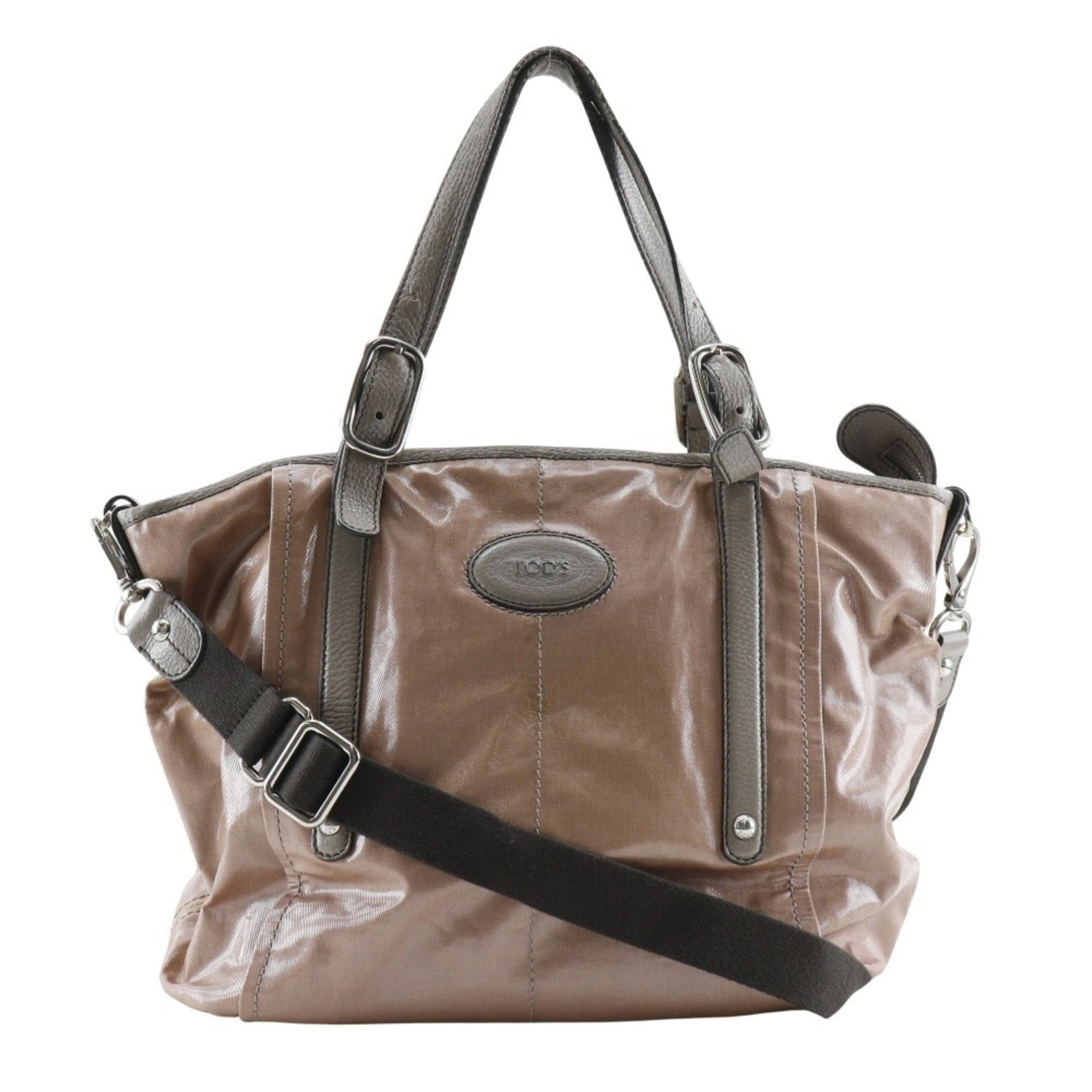 Tod's Tote PVC: Tod's Tote PVC Tod's Tote PVC is made from high-quality PVC material and features a sturdy shoulder strap for easy carrying. The bag measures 27cm x 26cm x 16cm, making it a compact and practical size