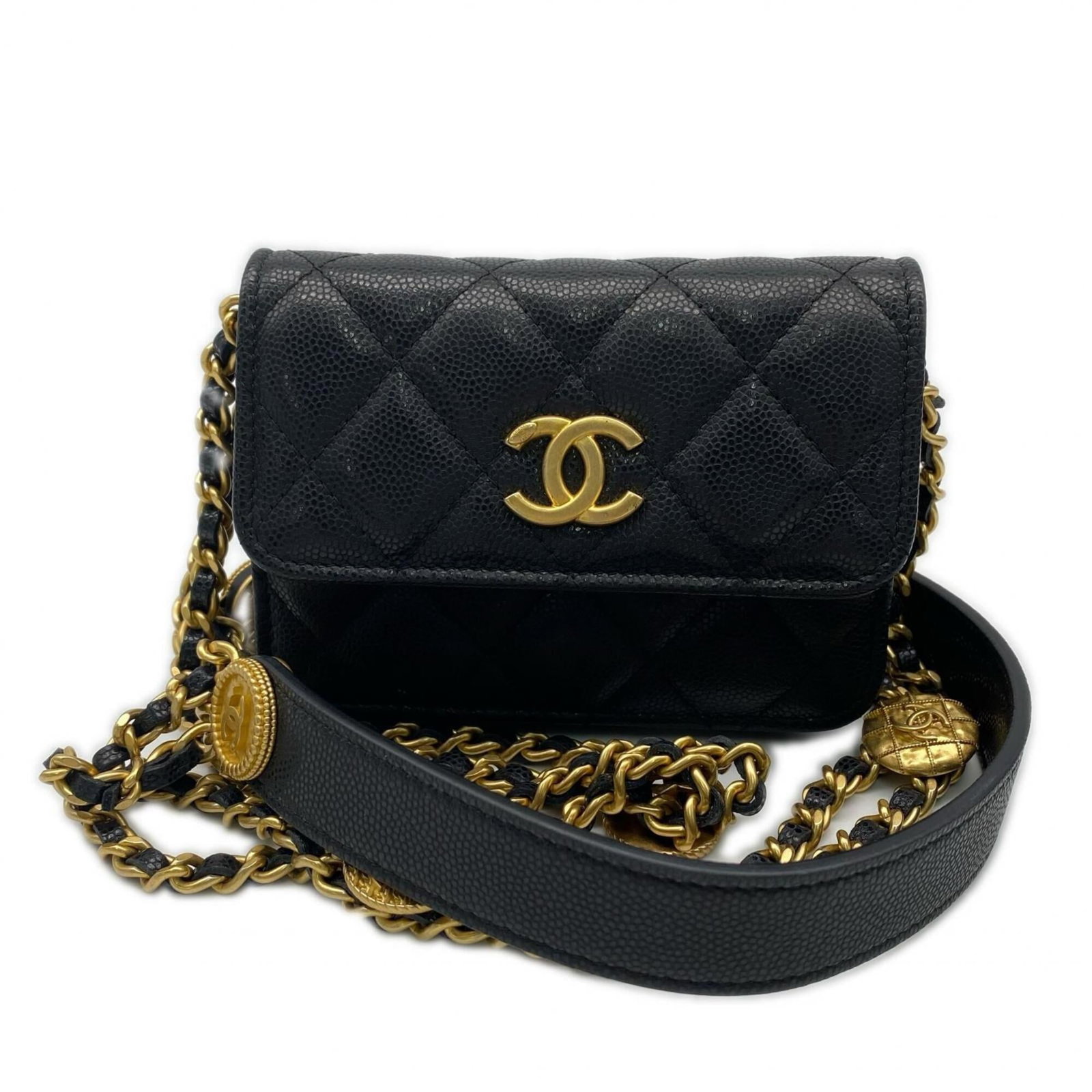 Calfskin Grained Chanel Bag: Calfskin Grained Chanel Bag Calfskin Grained Chanel Bag - A sleek and sophisticated shoulder bag made from high-quality grained calfskin, featuring a classic Matelasse design. Measuring just 9cm x 12c