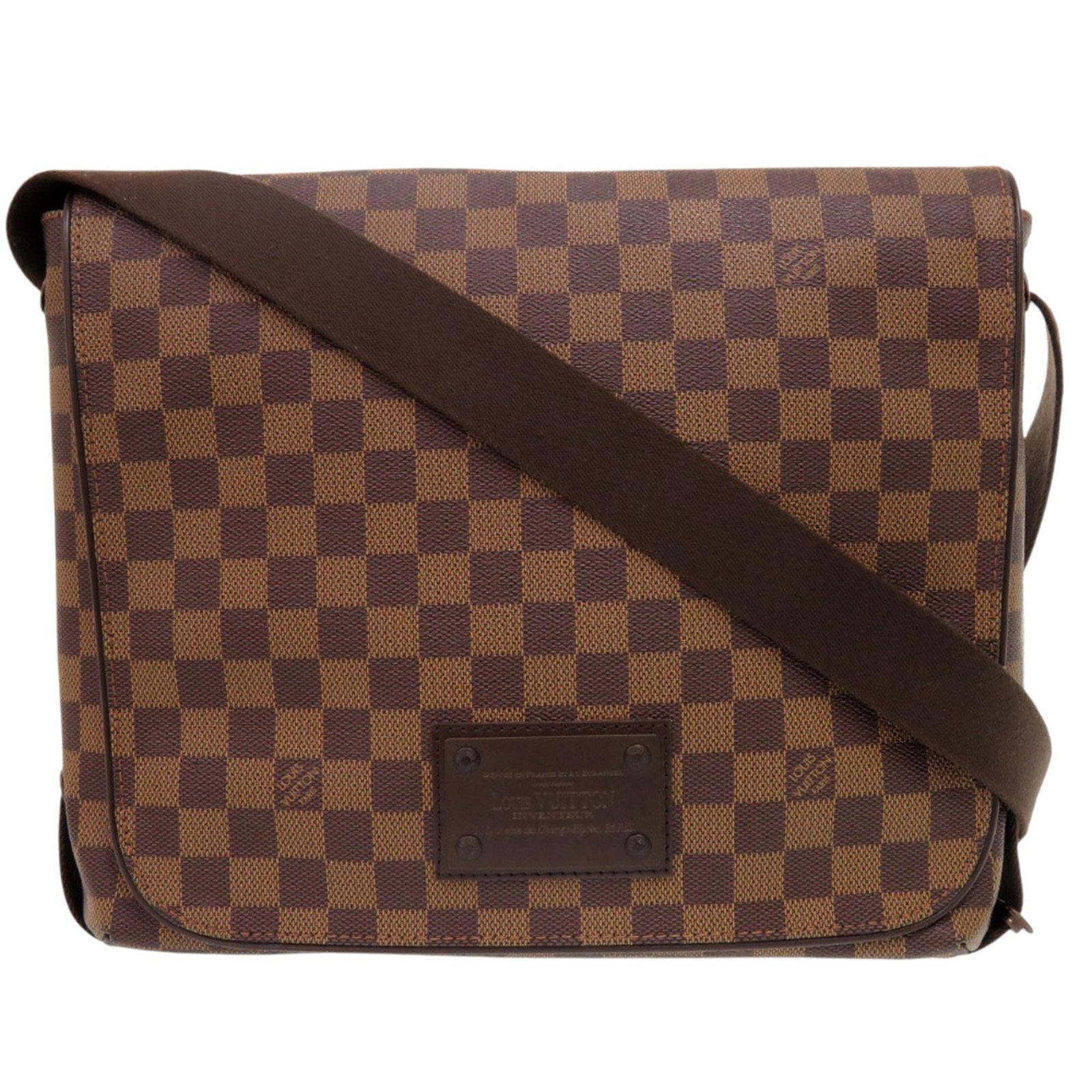 Shoulder Bag Damier Canvas by Louis Vuitton: Shoulder Bag Damier Canvas by Louis Vuitton Damier Canvas by Louis Vuitton, a classic shoulder bag from the iconic French brand. Made from high-quality Damier Canvas, this brown shoulder bag features