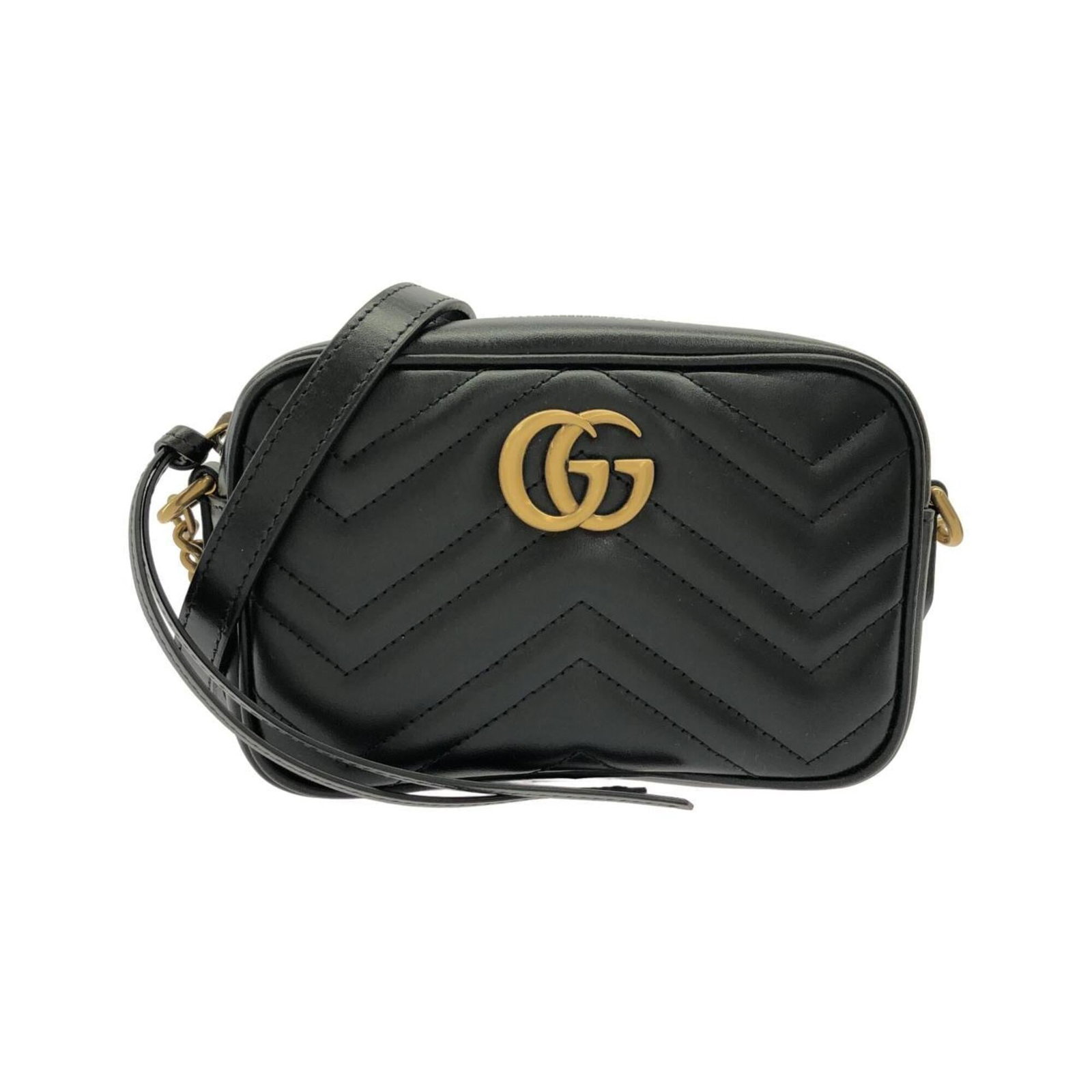 Gucci leather quilting bag shoulder: Gucci leather quilting bag shoulder Black Gucci leather quilting bag with a compact shoulder design, measuring 12cm x 20cm x 5.5cm. This quilted leather bag features a classic style and sleek