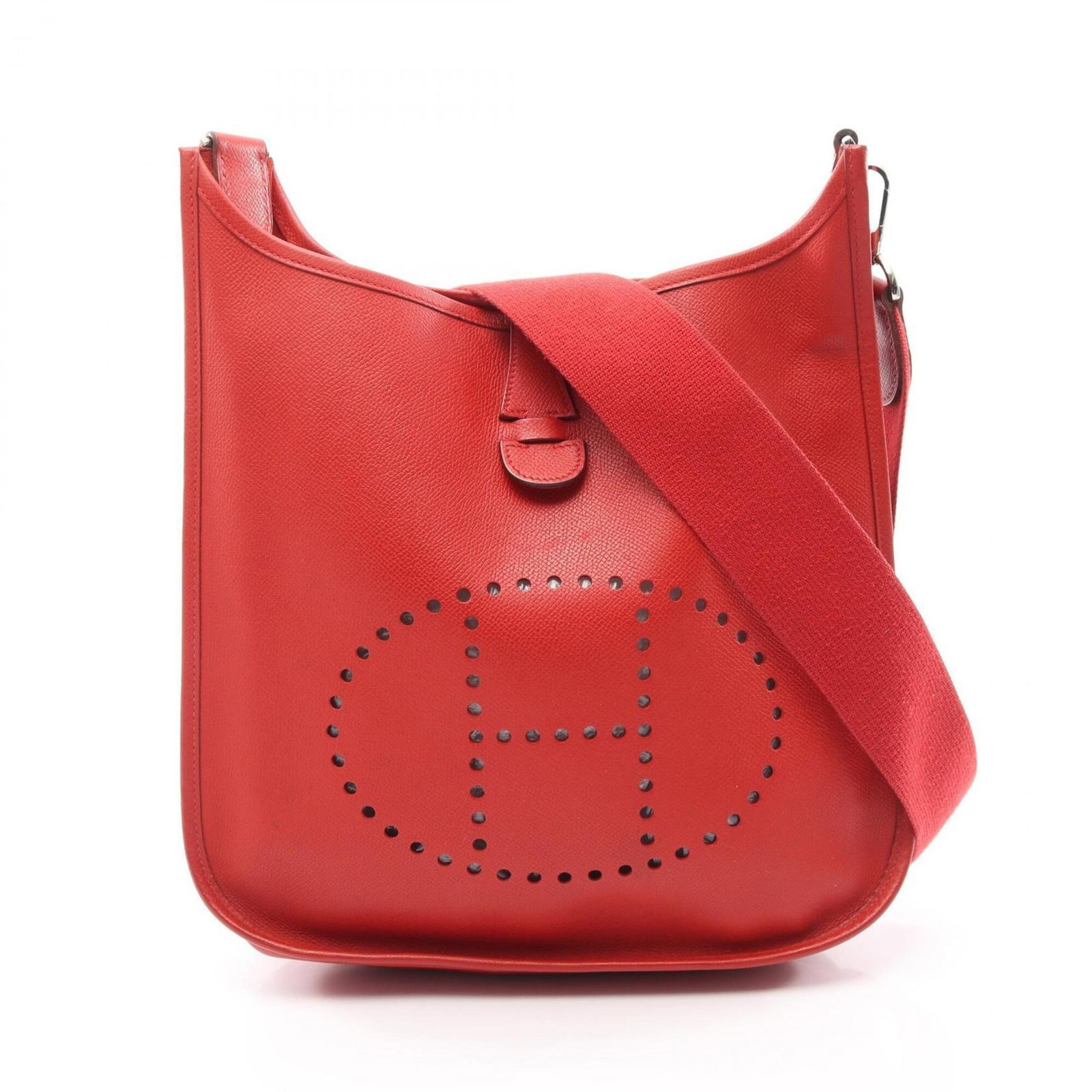 Hermes Shoulder Bag Epsom Leather: Hermes Shoulder Bag Epsom Leather Epsom leather craftsmanship shines in this vibrant red Hermes shoulder bag, boasting a sleek design and precise measurements. Measuring 27cm x 28cm x 8cm, the bag's