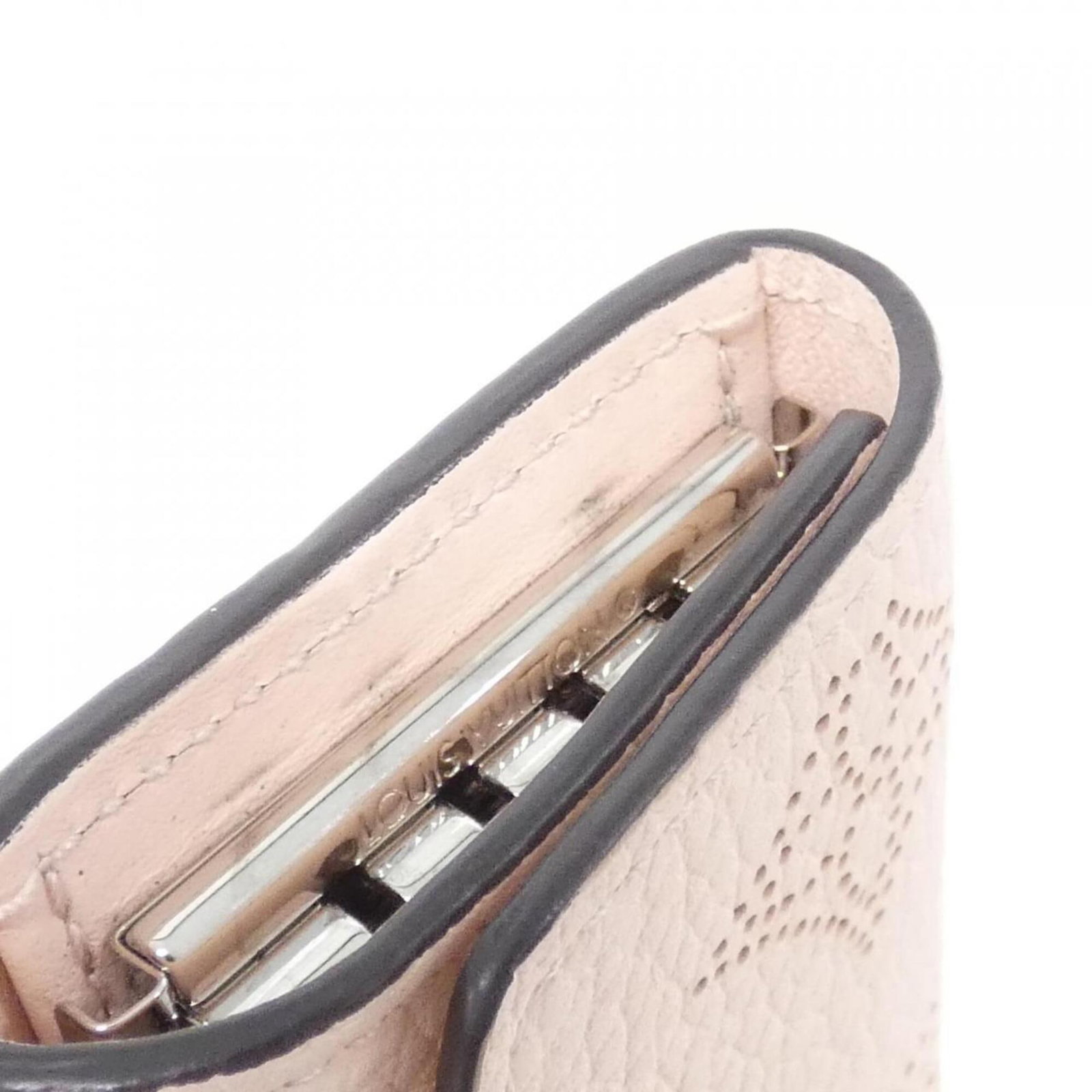 Vuitton Keycase Louis Leather - 3