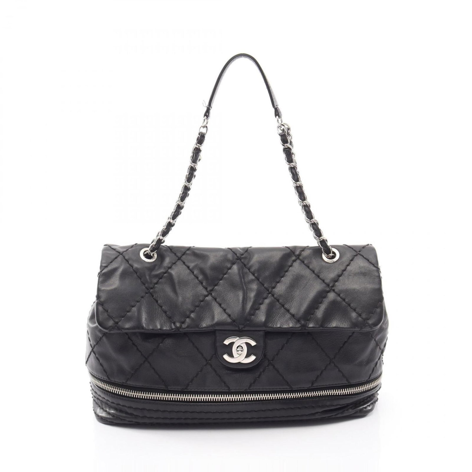 Chanel Handbag Shoulder Bag Leather: Chanel Handbag Shoulder Bag Leather Black leather shoulder bag from Chanel, measuring 25cm x 36cm x 12cm. This classic design features high-quality materials and timeless style. A stylish accessory