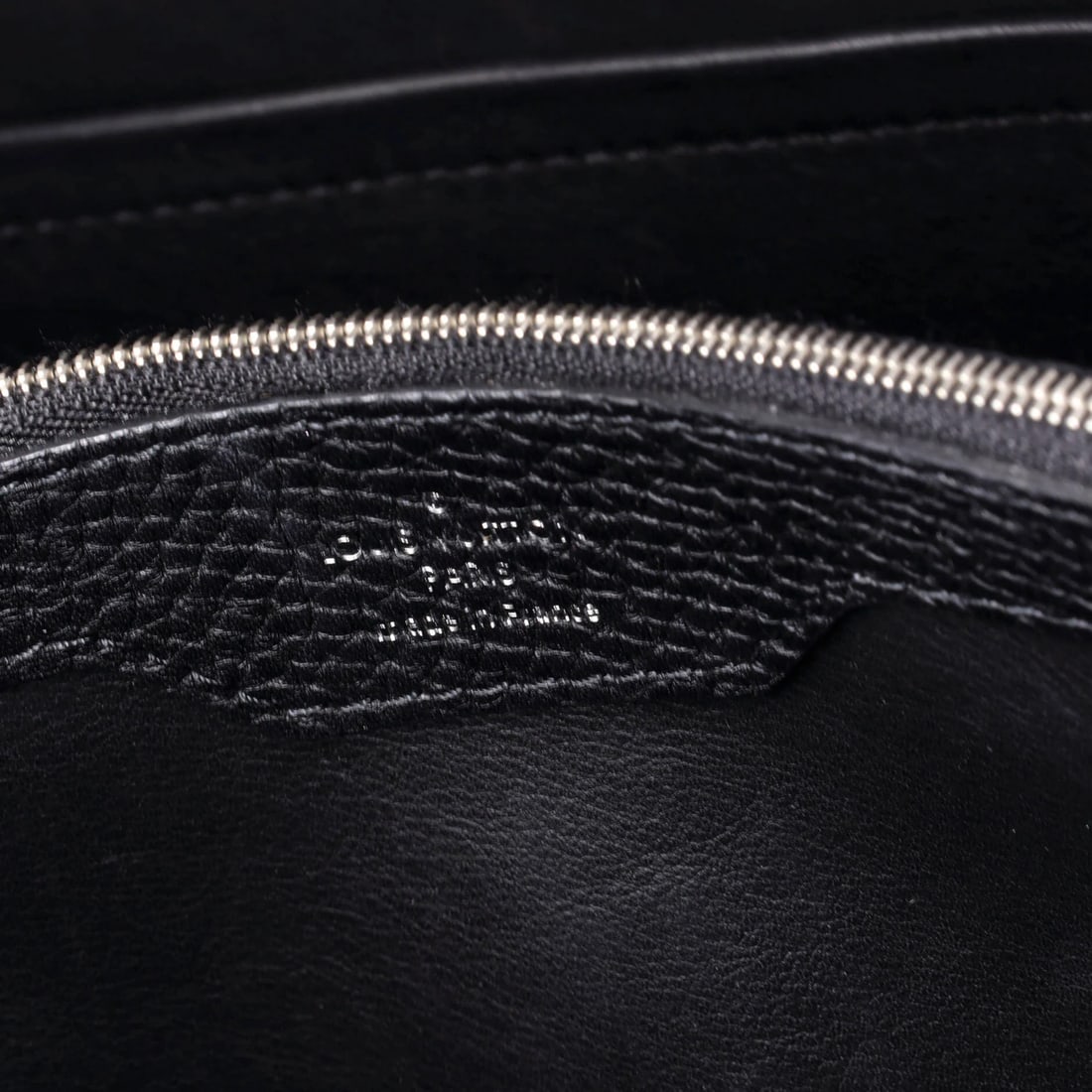 Louis Vuitton Capucines Bag with Leather Python MM - 7